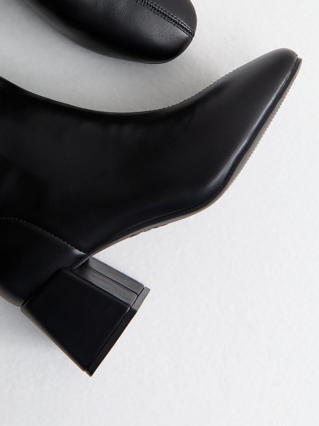 Image 5 of 6 of New Look Faux Leather Block Heel Ankle Boots - Black