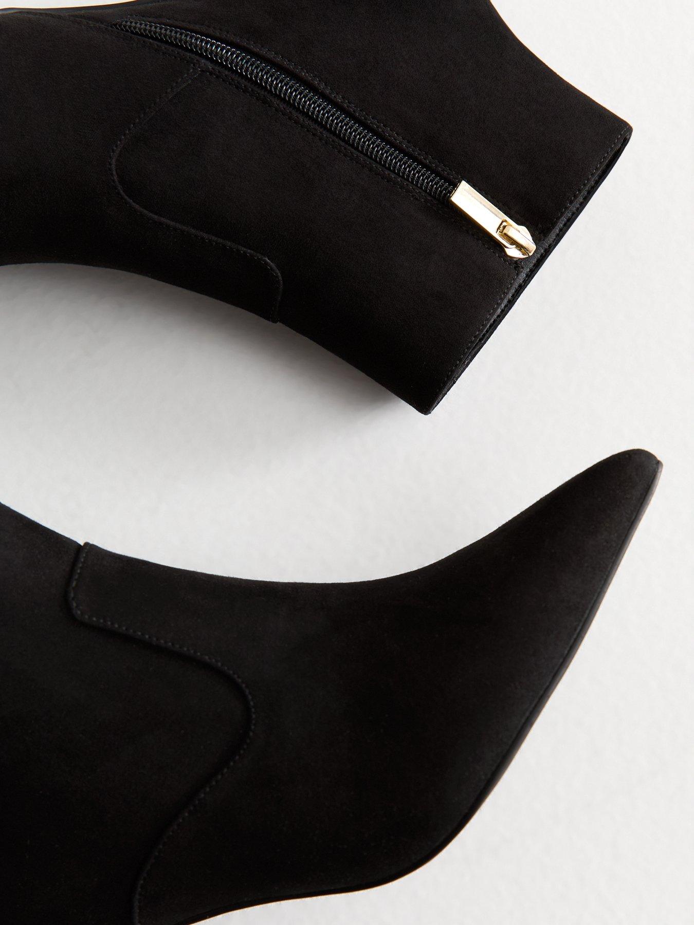 Image 5 of 6 of New Look Wide Fit Faux Suede Stiletto Heel Ankle Boots - Black