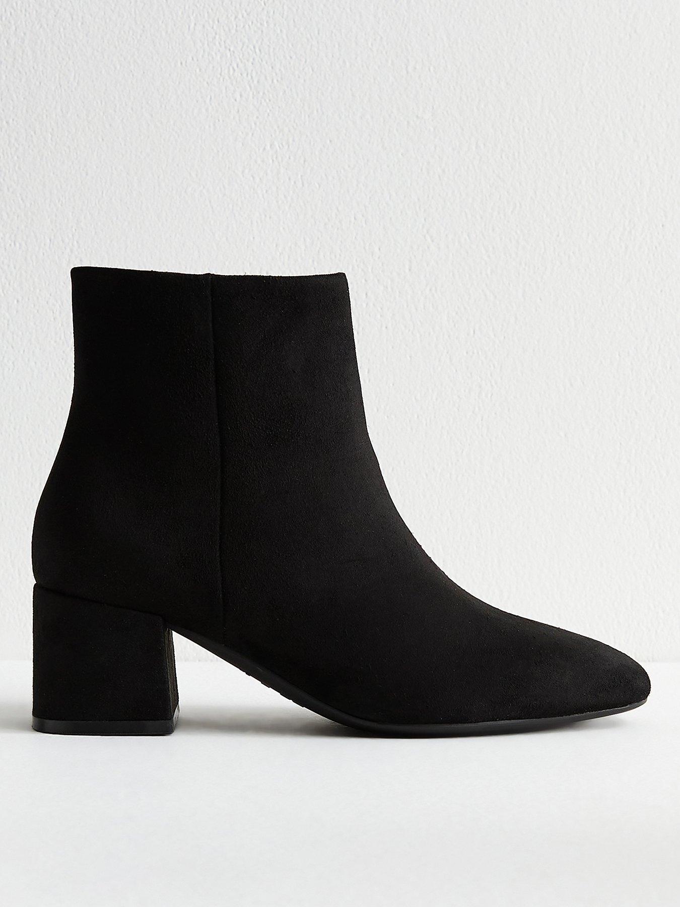 New Look Wide Fit Faux Suede Block Heel Ankle Boots - Black
