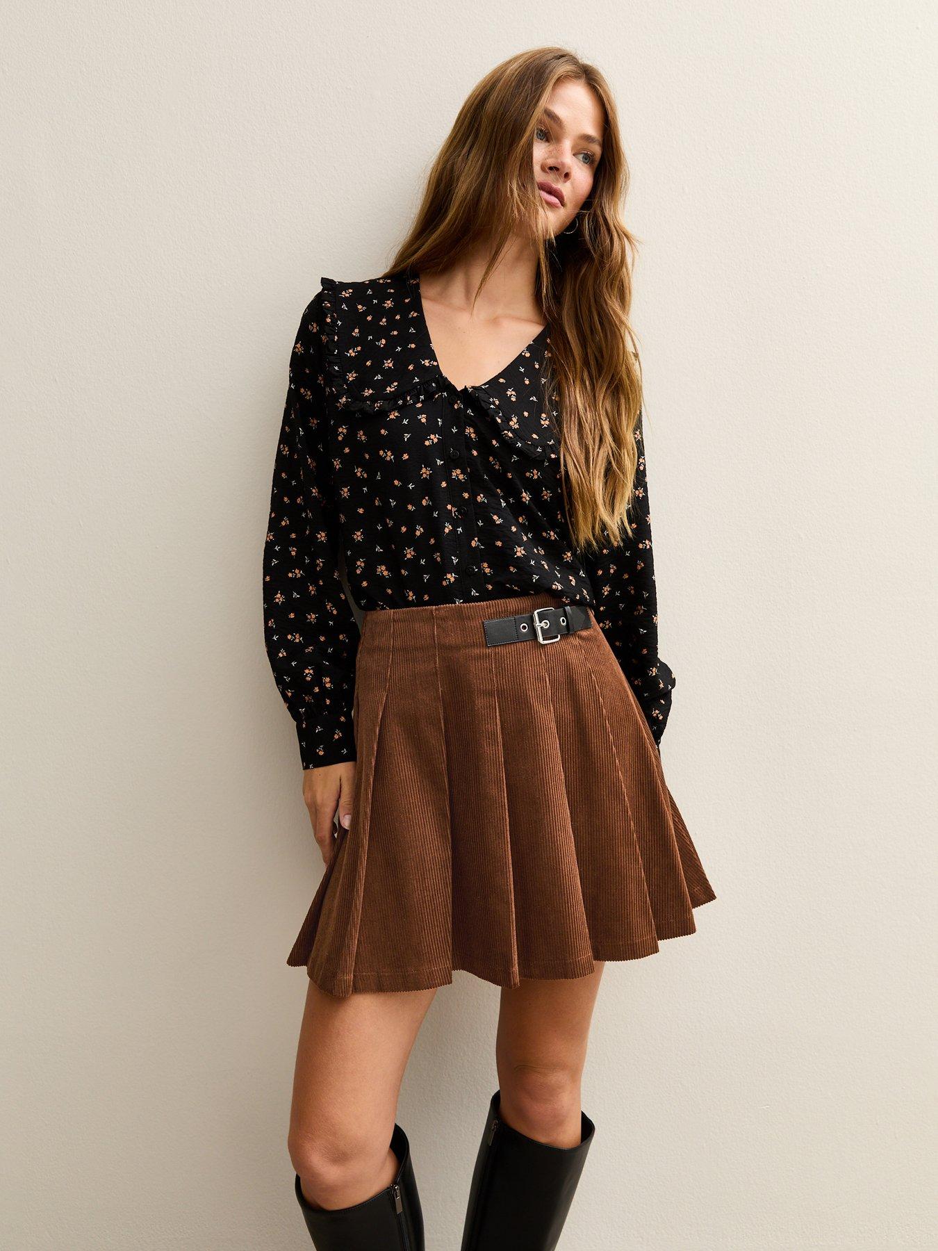New Look Corduroy Pleated Buckle Mini Skirt - Brown