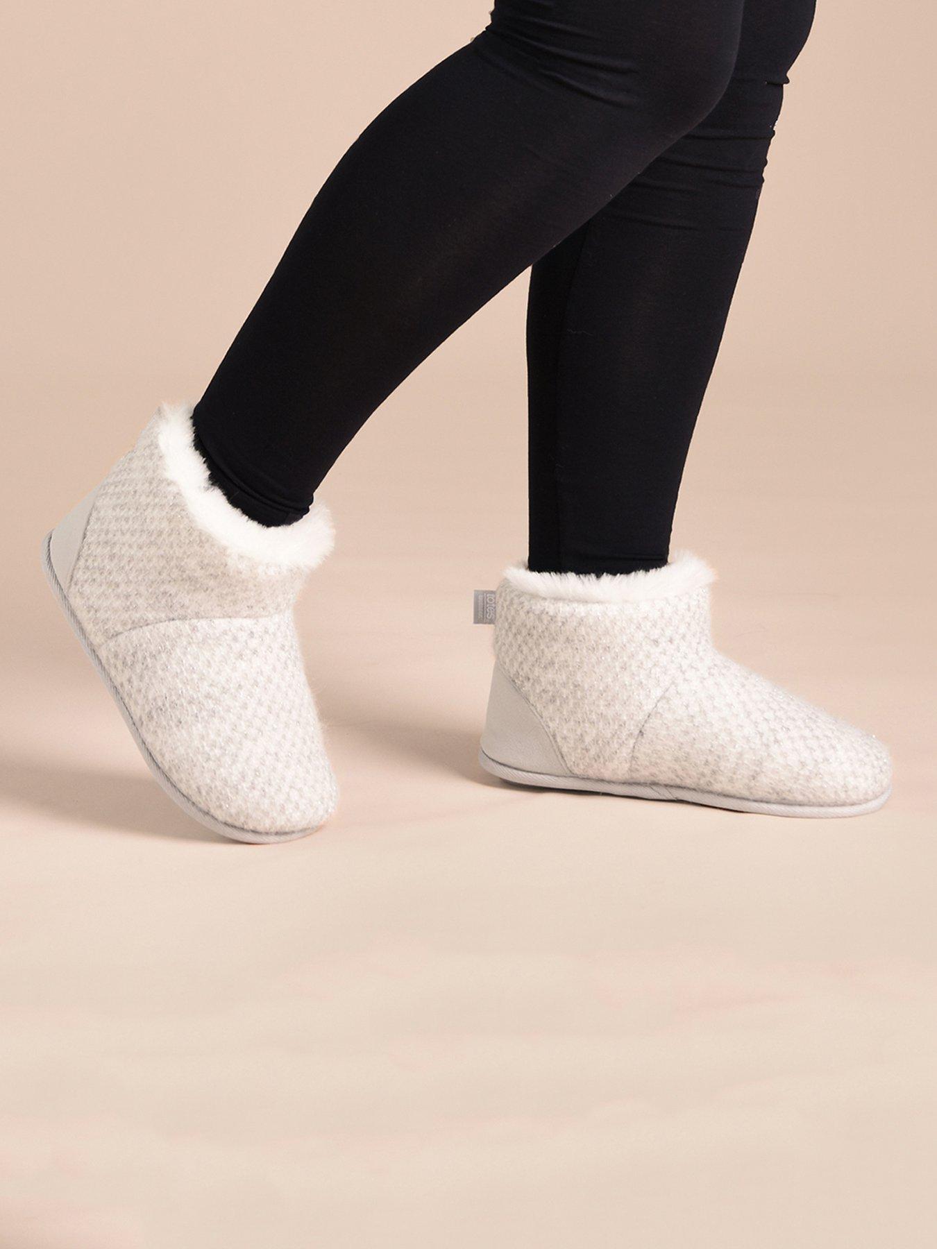 Image 4 of 4 of Totes Isotoner Isotoner Ladies Sparkle Knit Boot Slippers - Light Grey