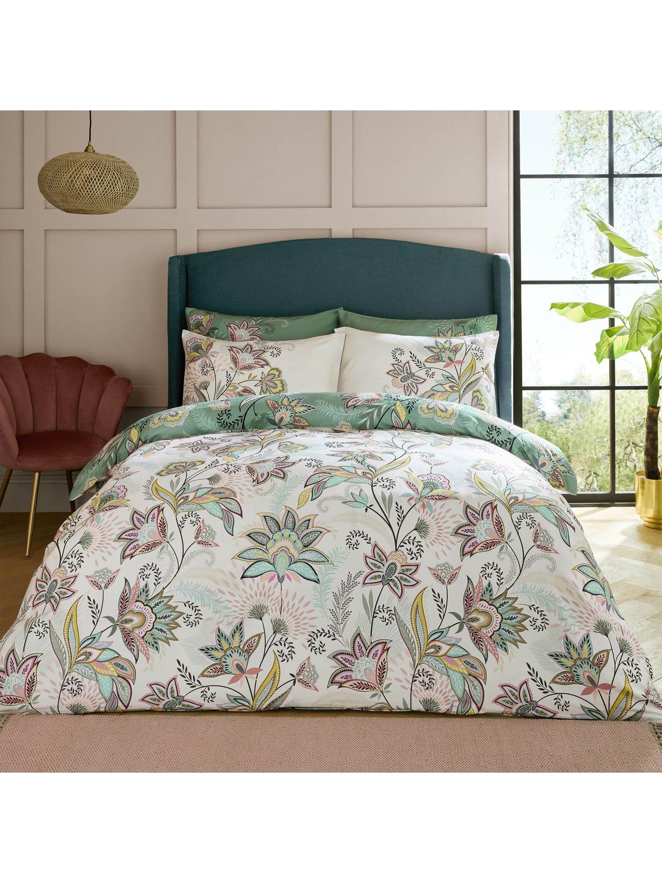 Image 7 of 7 of Sara Miller Passiflora 100% Cotton  Super King Quilt Set 260cm X 220cm