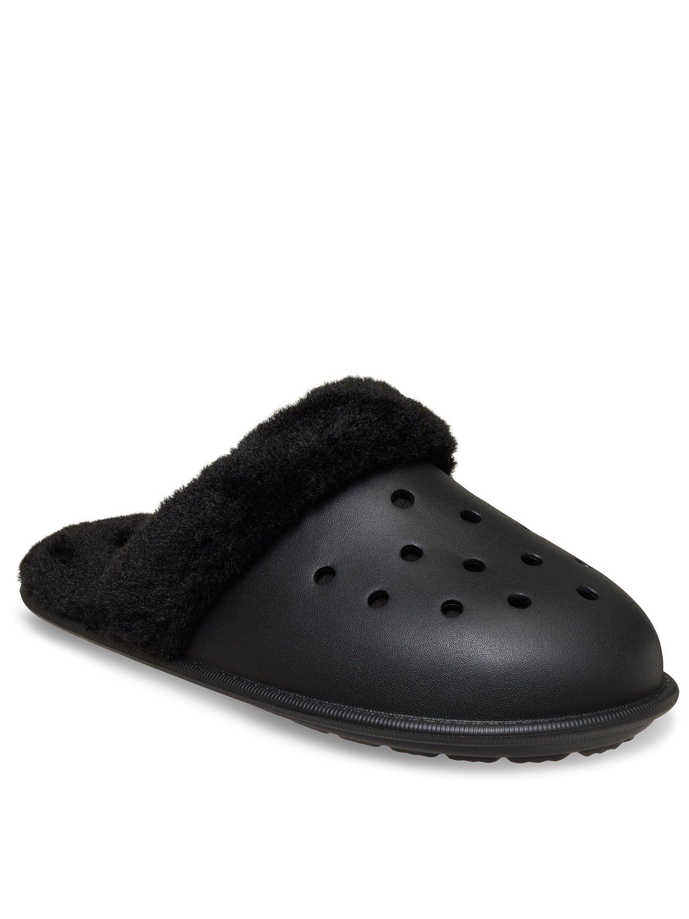 stillFront image of crocs-classic-fuzz-scuff-black