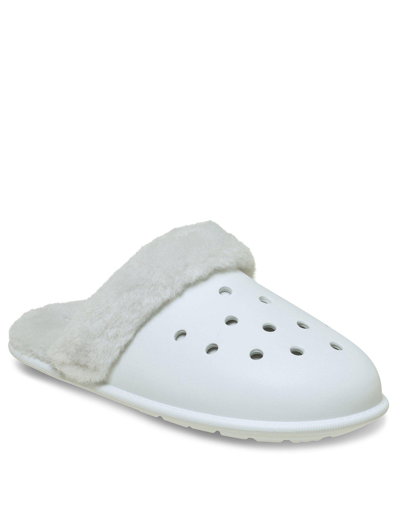 Image 2 of 6 of Crocs Classic Fuzz Scuff -Moonlight Grey