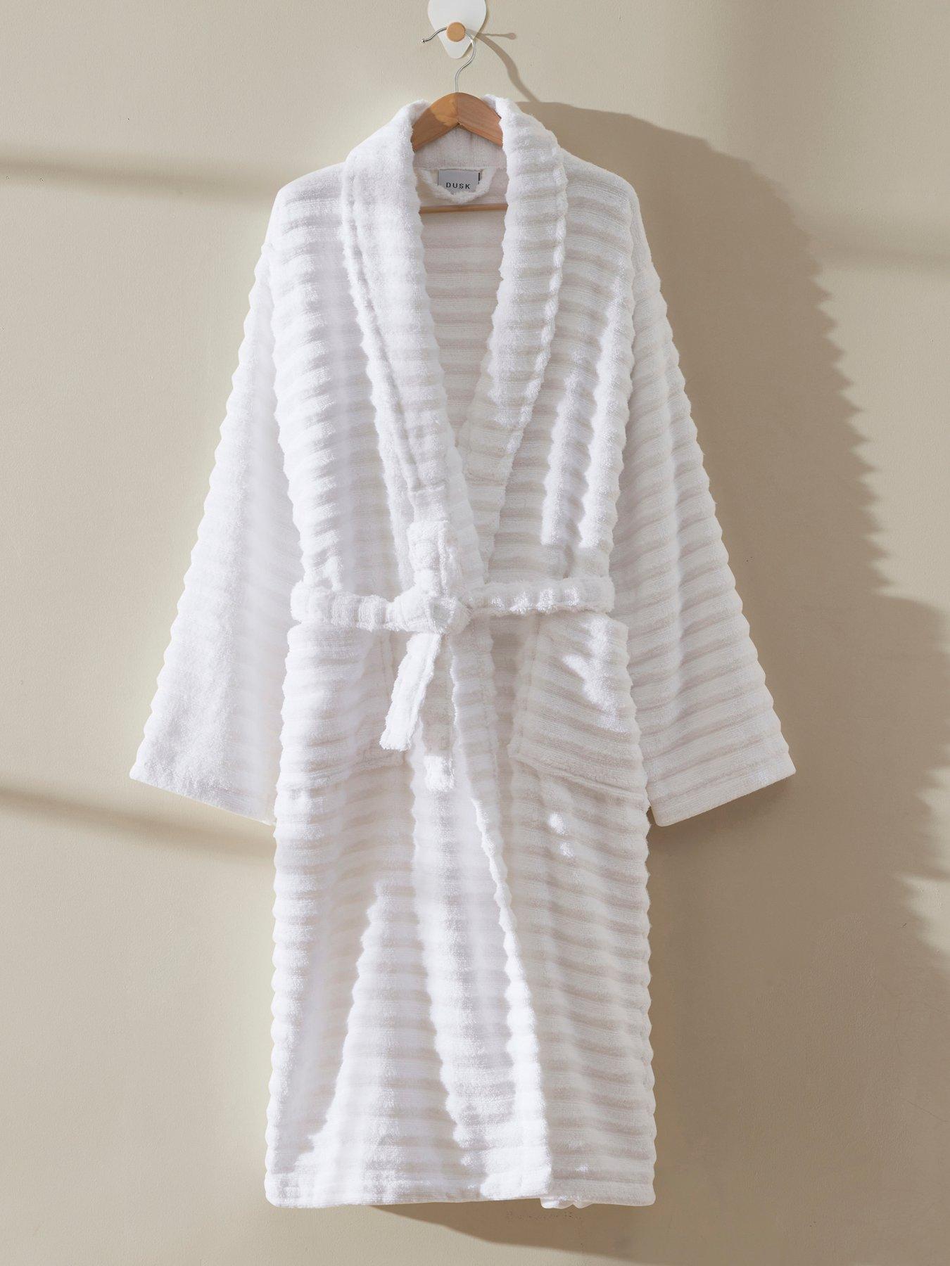 dusk-white-bathroom-robe
