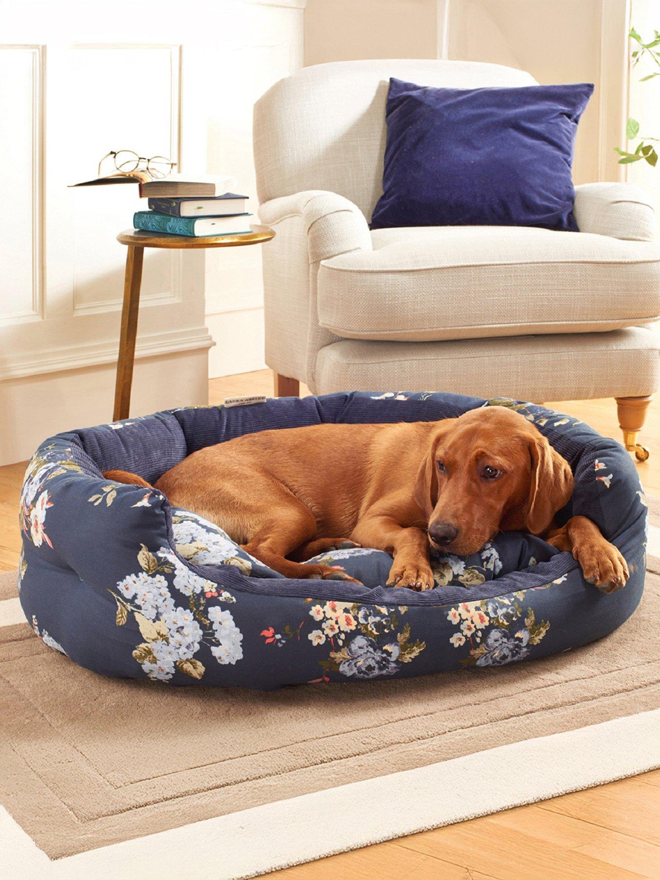Laura Ashley Rosemore Deluxe Slumber Dog Bed