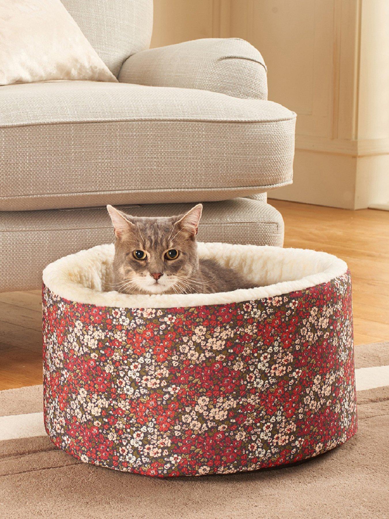 laura-ashley-libby-cat-cosy-bed
