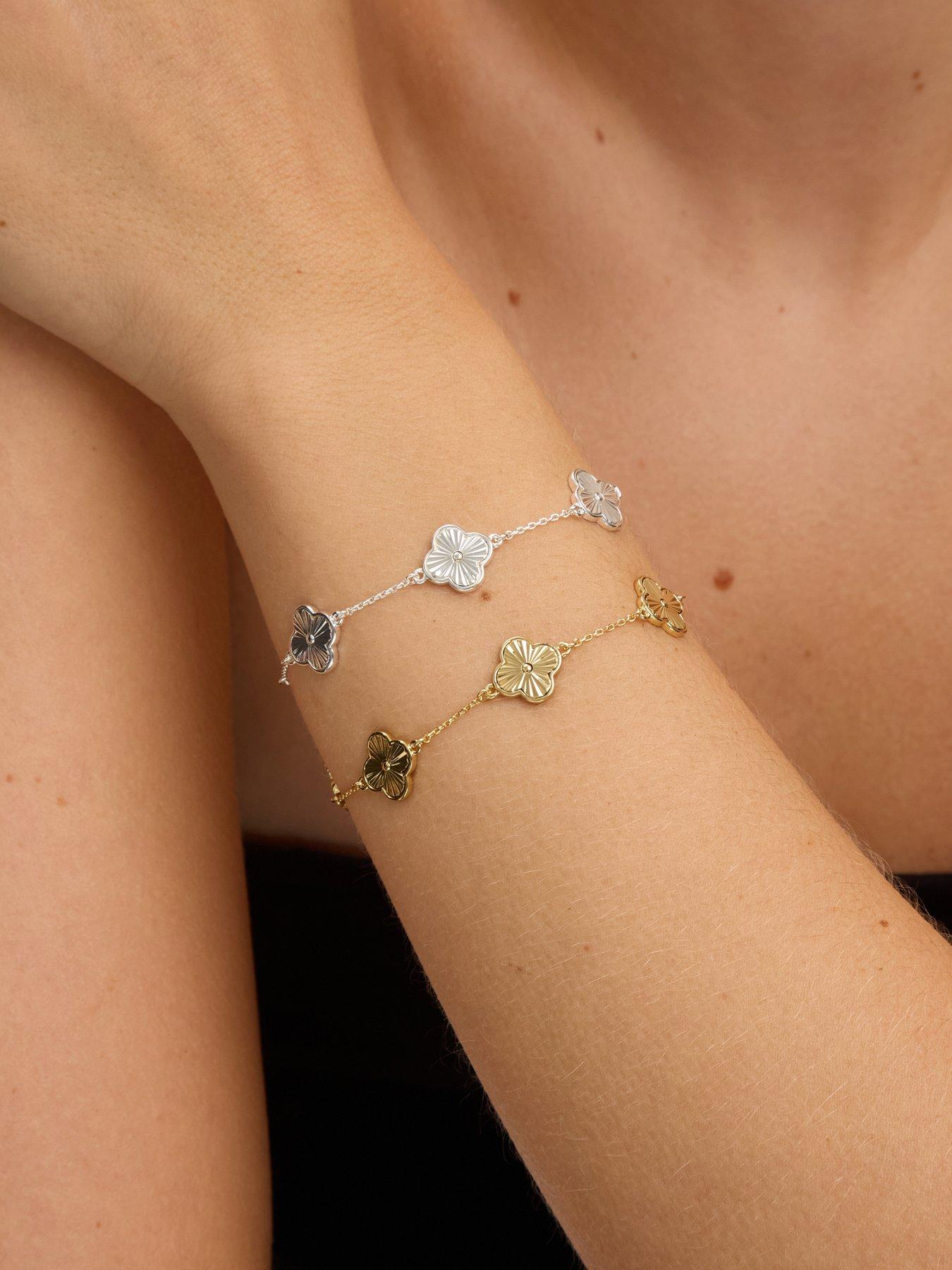 Image 2 of 3 of Jon Richard Silver Plated Diamond Cut Clover Bracelet
