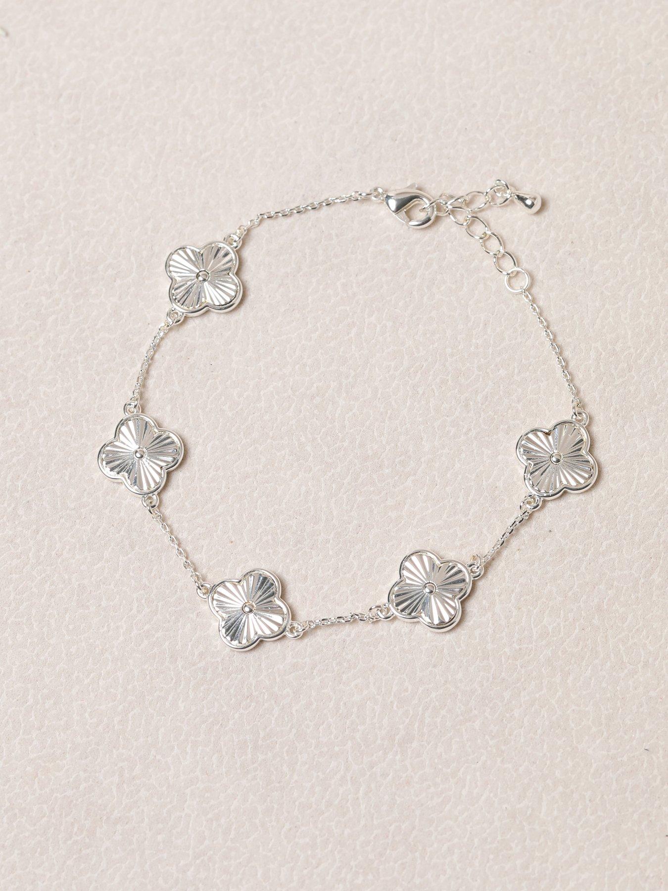 Image 3 of 3 of Jon Richard Silver Plated Diamond Cut Clover Bracelet