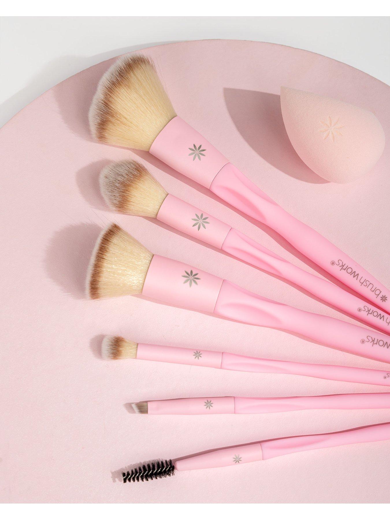 Image 2 of 4 of Brushworks Must-Have Brush Makeup Brush Set