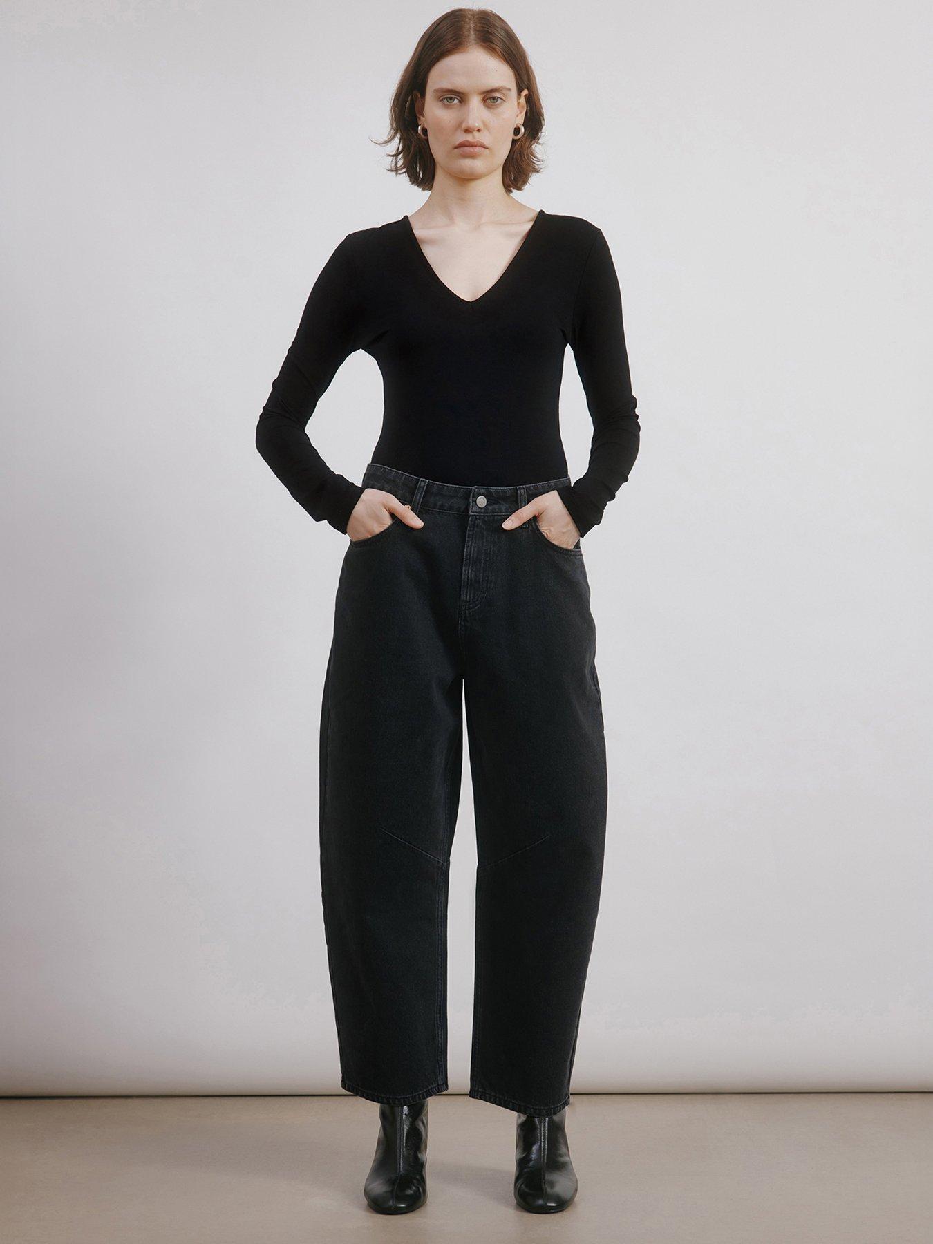 undefined Barrel Leg Jeans - Black
