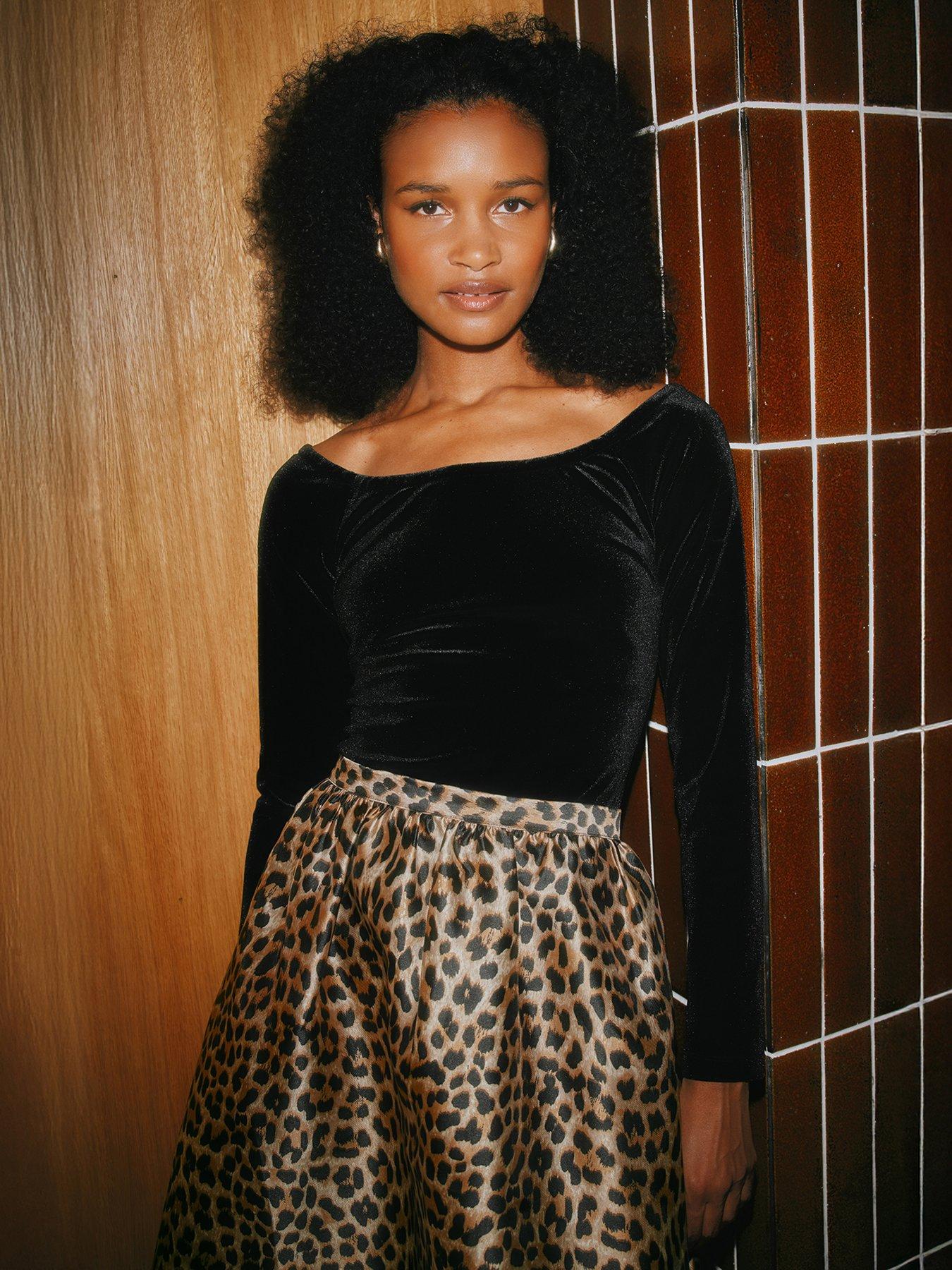 albaray-velvet-bardot-top-black