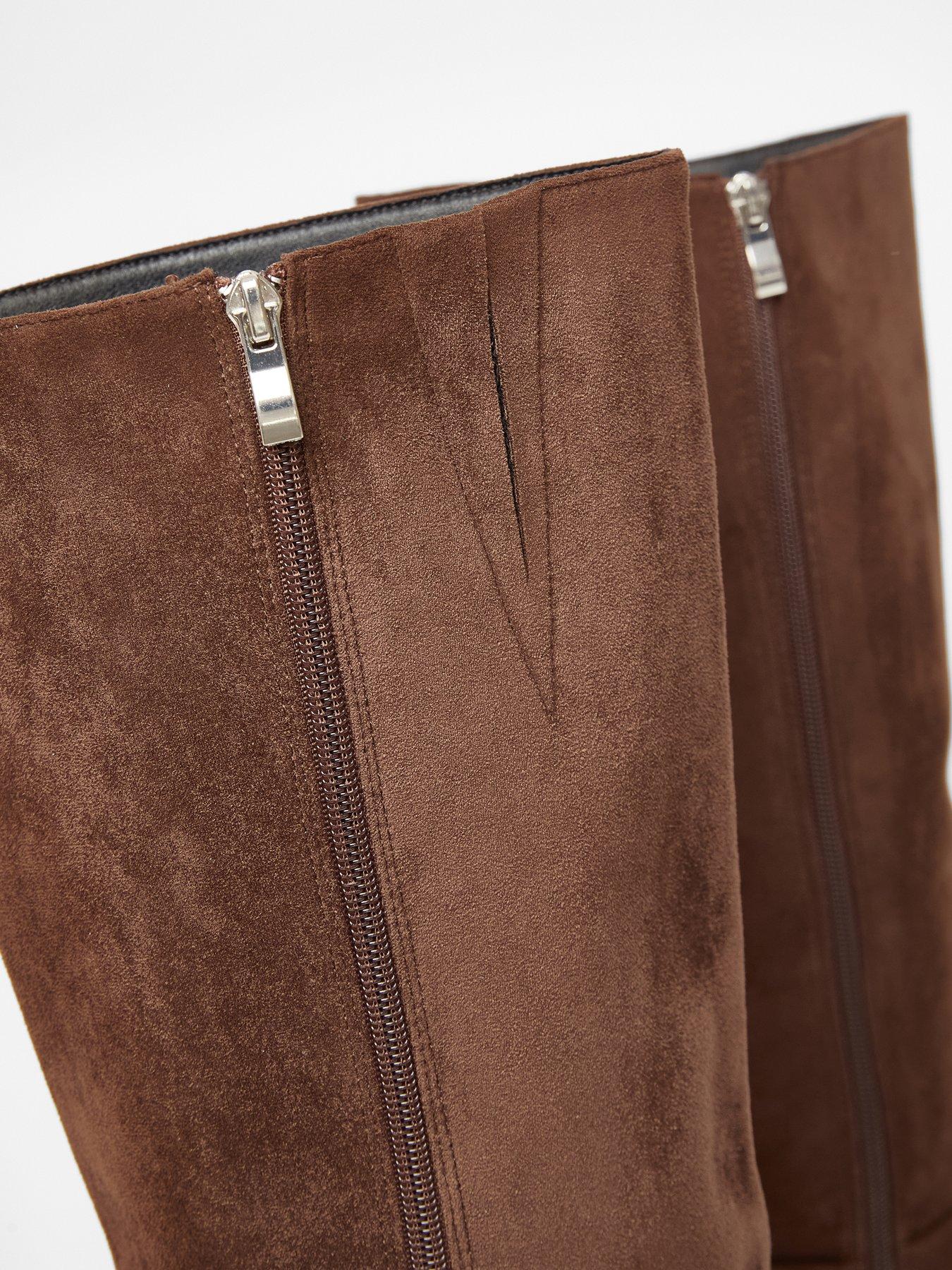 Image 5 of 5 of Quiz Wide Fit Brown Knee High Boots