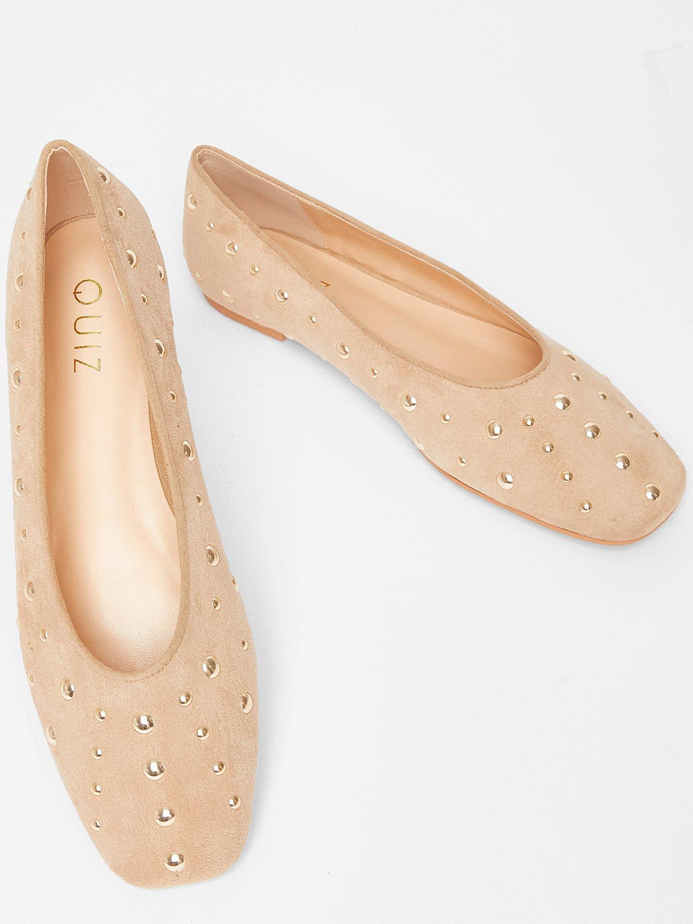 Image 4 of 5 of Quiz Cream Faux Suede Diamante Pumps