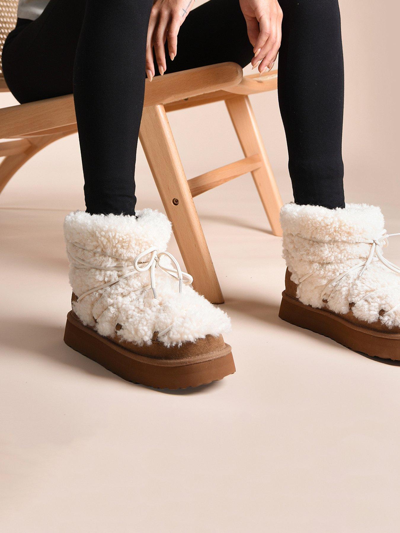 Image 4 of 5 of Just Sheepskin Ladies Brooke Sheepskin Alpine Snow Boot - Chestnut