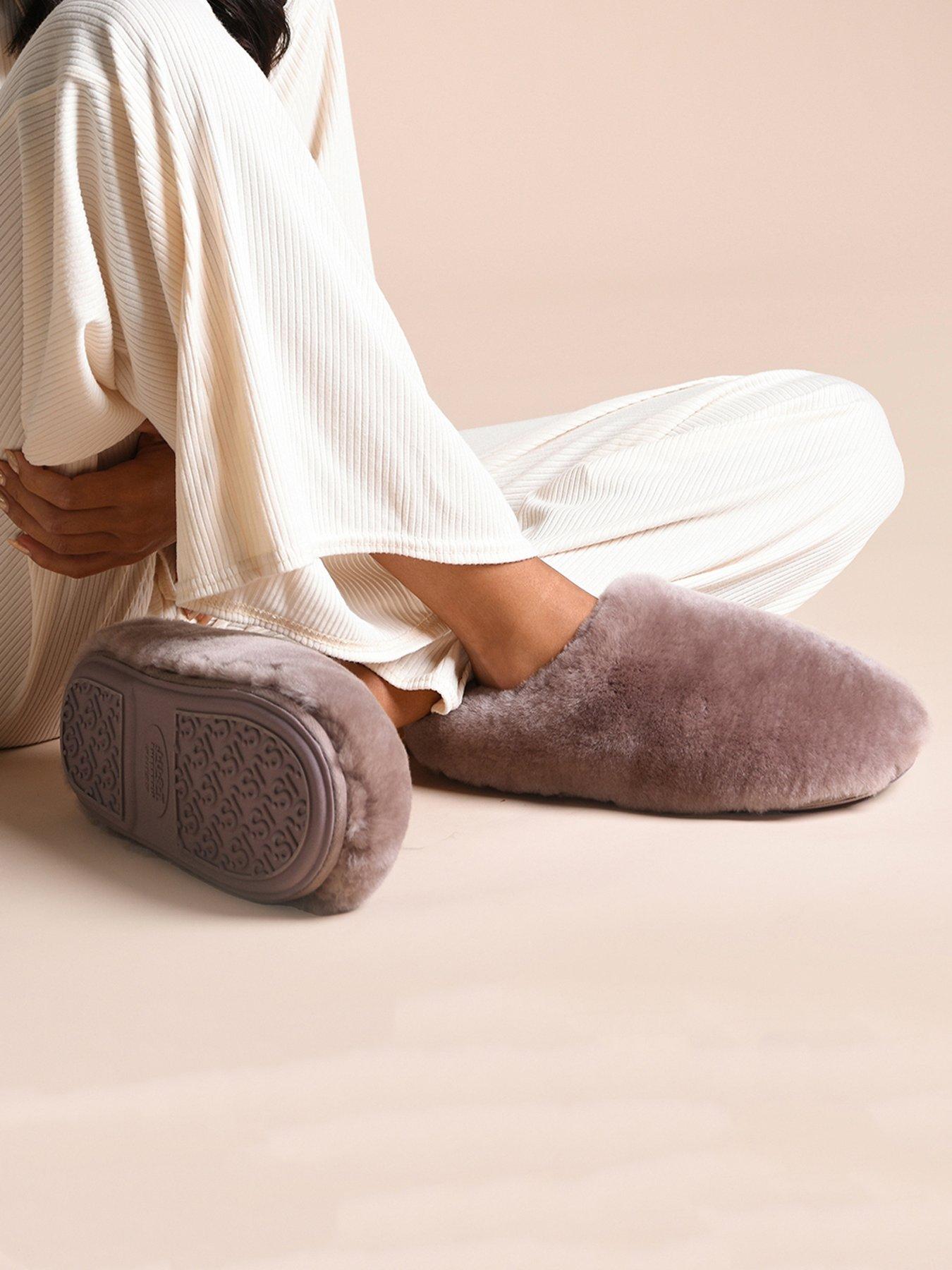 Image 4 of 5 of Just Sheepskin Ladies Louise Sheepskin Slipper - Coffee