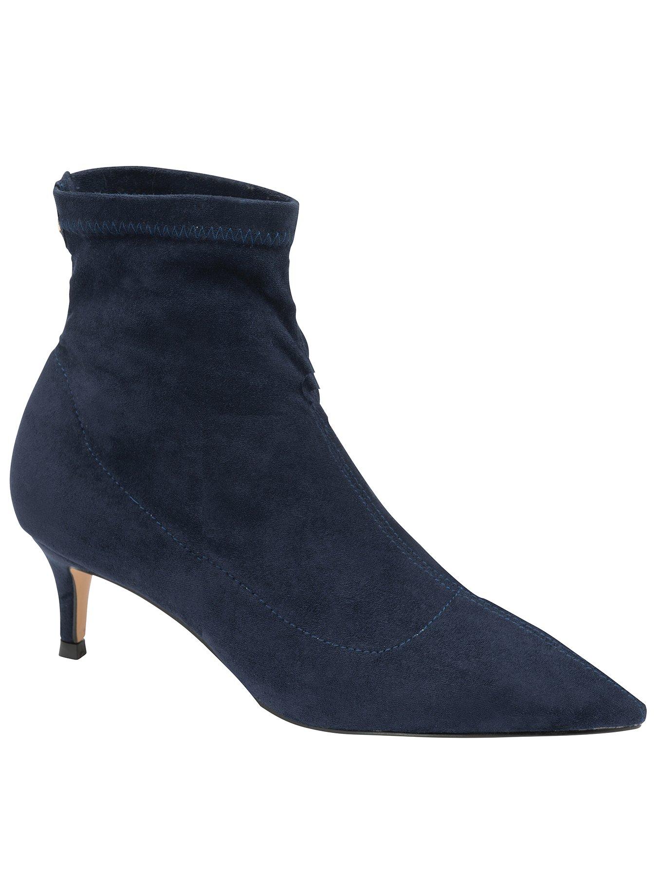 undefined Madruga Ankle Boots - Navy