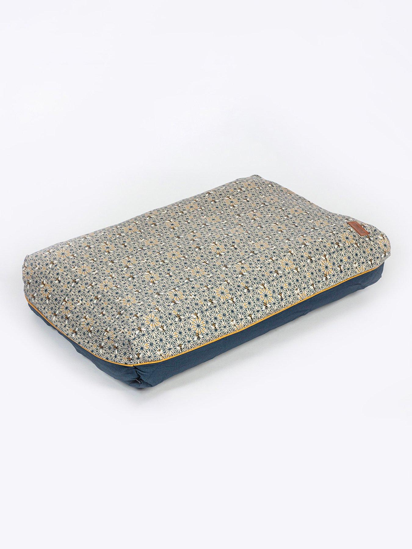 Image 2 of 2 of FatFace Geo Bees Deluxe Mattress Large