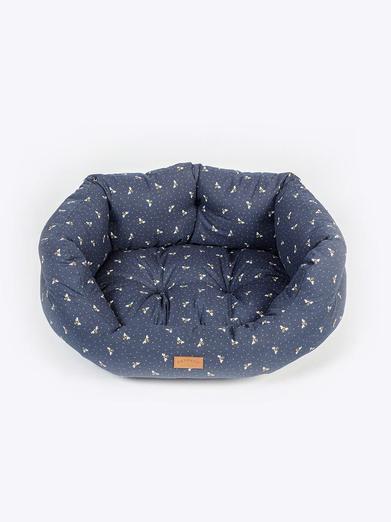  image of fatface-spotty-bees-deluxe-slumber-bed