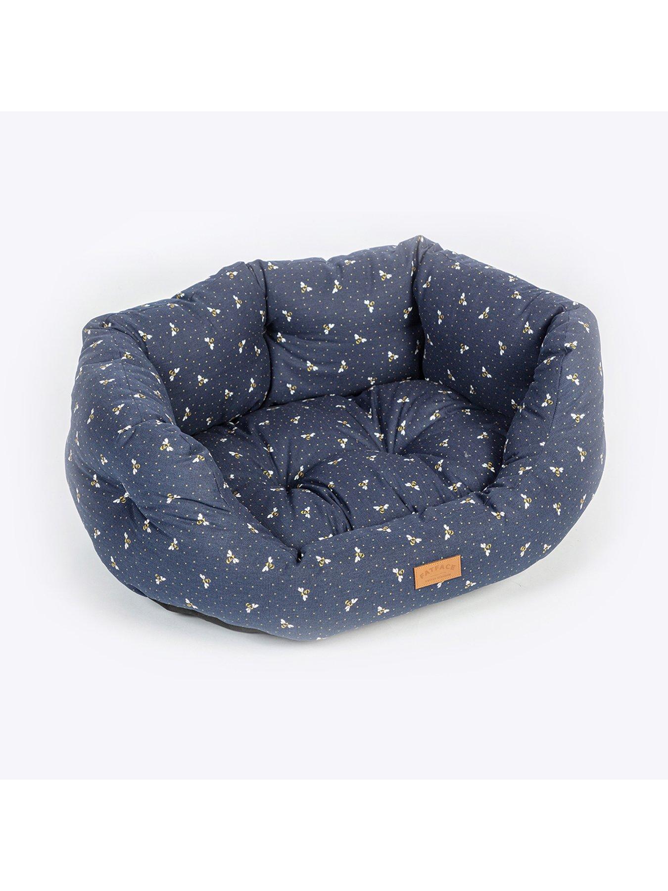  image of fatface-spotty-bees-deluxe-slumber-bed