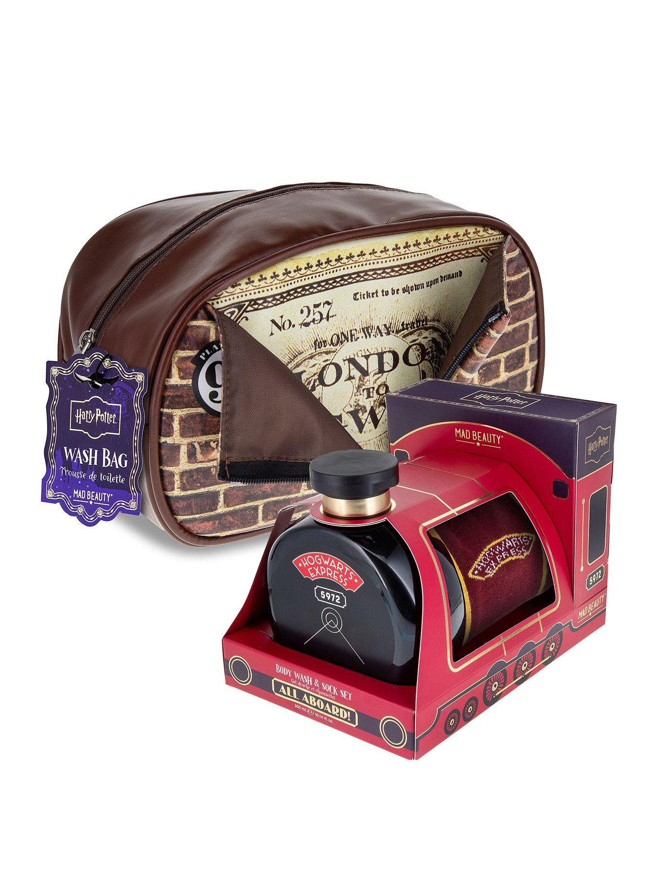 Image 1 of 4 of Mens Gift Set - Wash Bag, Socks and Body Wash