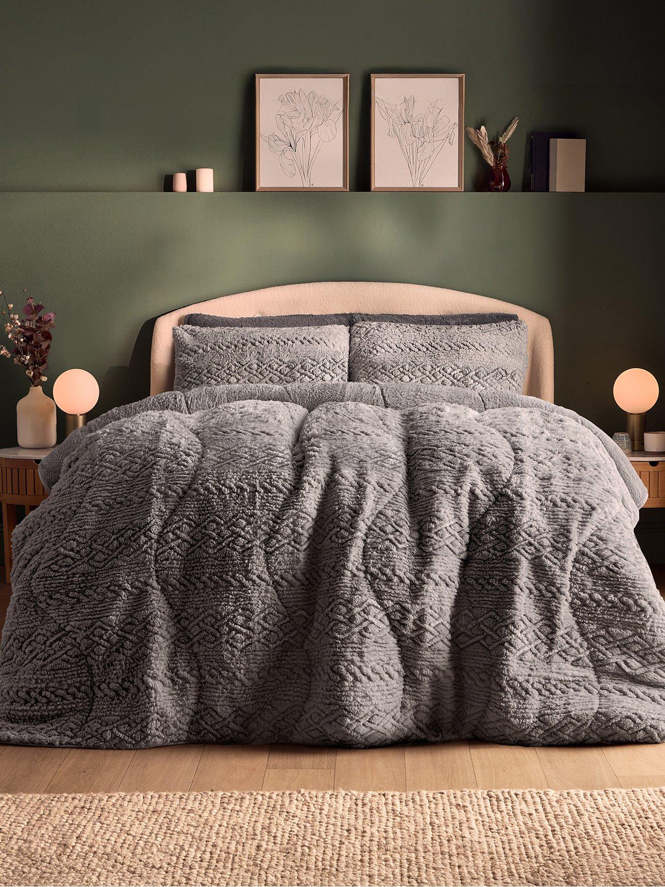 undefined Teddy Fleece Coverless Duvet And Pillowcase Set - 10.5 Tog - Grey