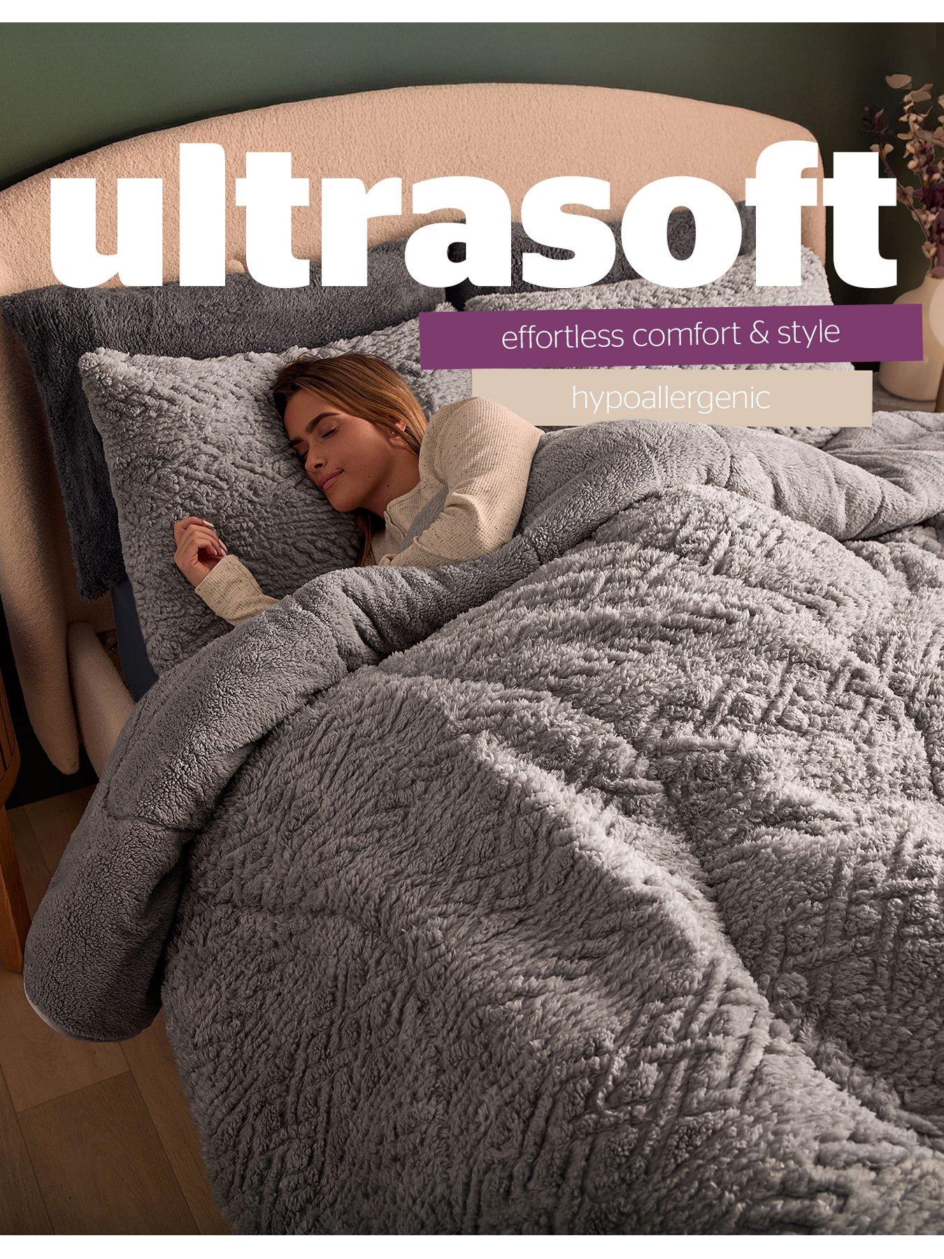 Image 4 of 7 of Silentnight Teddy Fleece Coverless Duvet And Pillowcase Set - 10.5 Tog - Grey