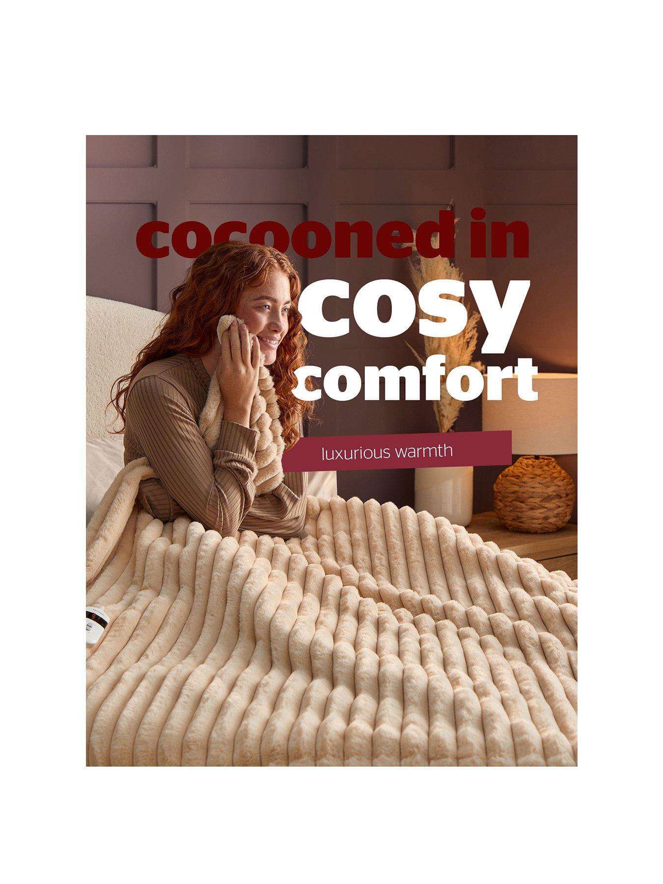Image 2 of 7 of Silentnight Faux Fur Ribbed Heated Throw - Natural