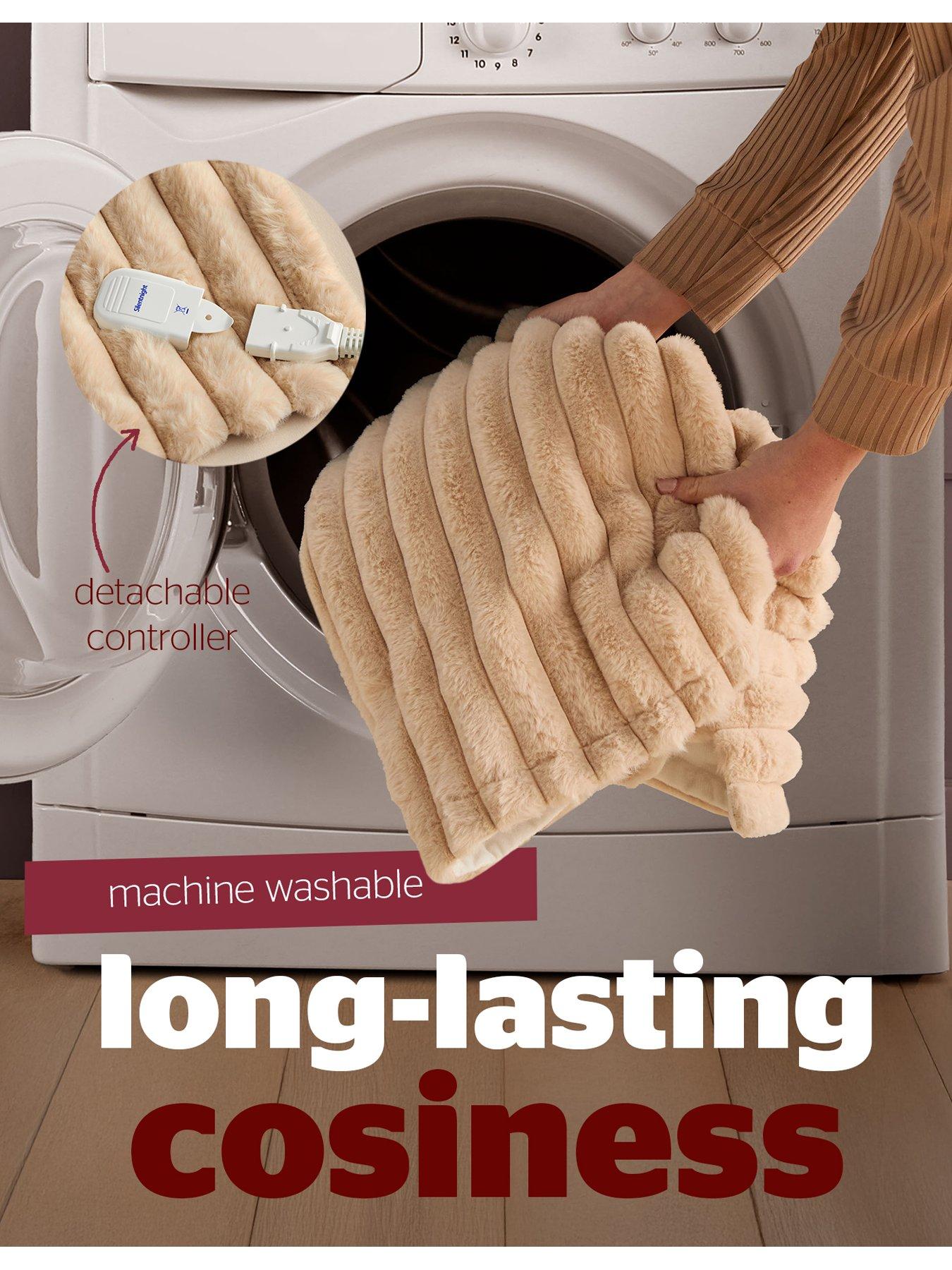 Image 6 of 7 of Silentnight Faux Fur Ribbed Heated Throw - Natural
