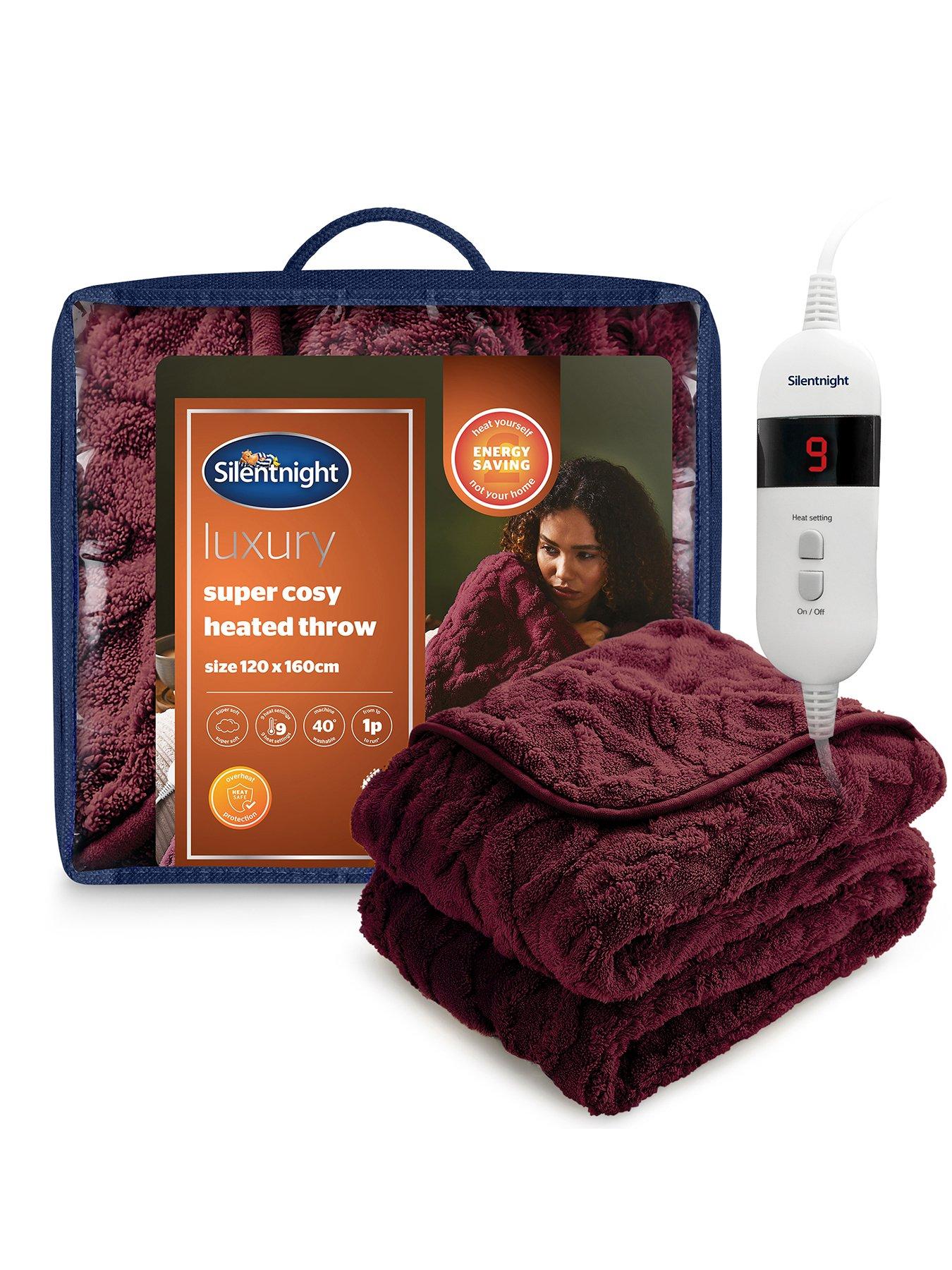undefined Luxury Super Cosy Heated Throw - Berry