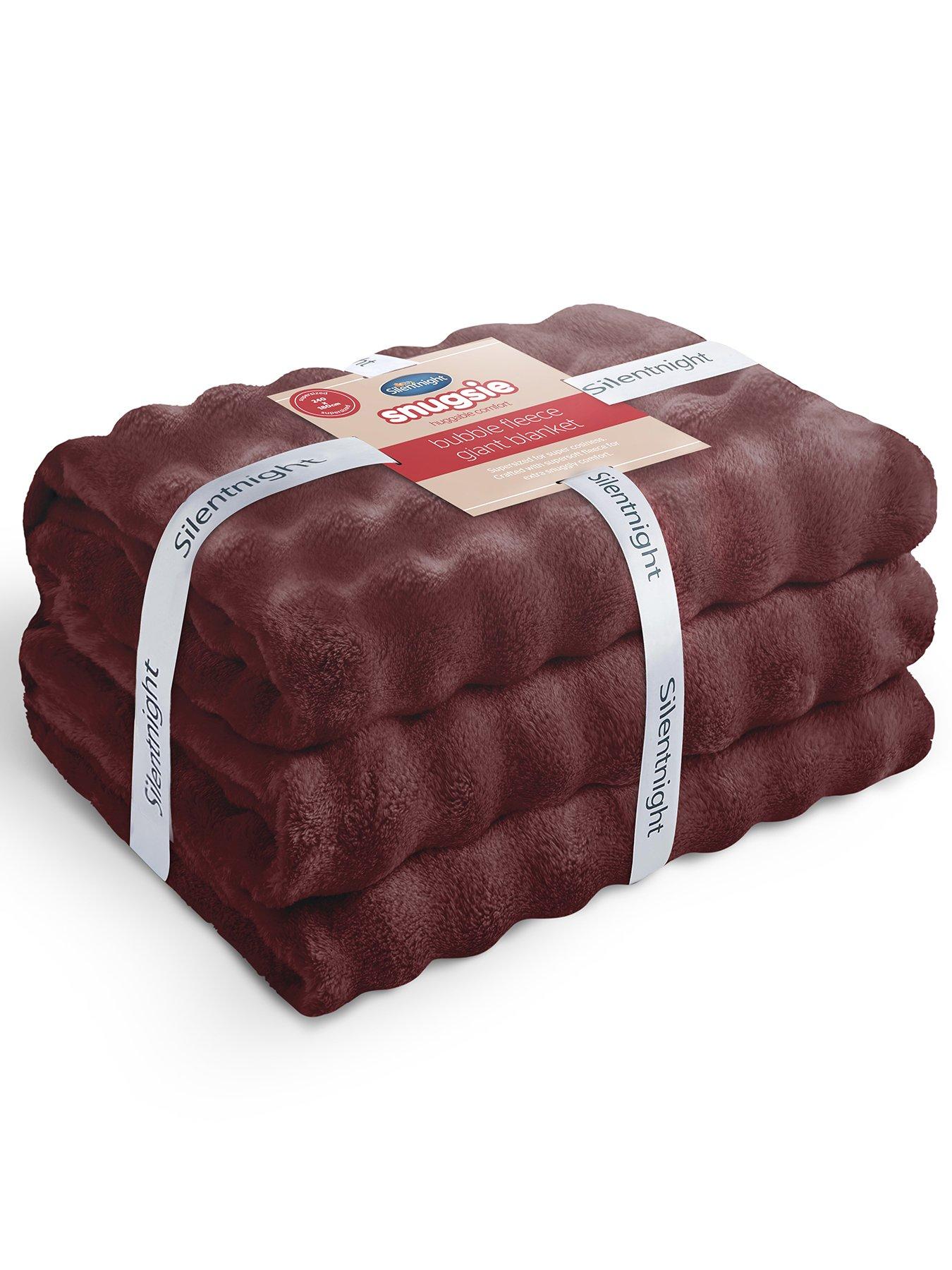Image 1 of 7 of Silentnight Bubble Fleece Giant Blanket - Berry