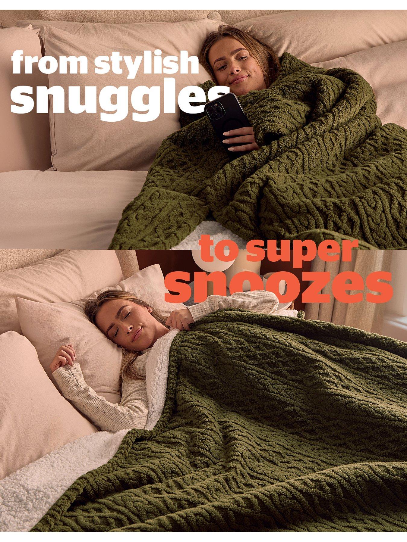  image of silentnight-heat-genie-cable-knit-giant-blanket-olive