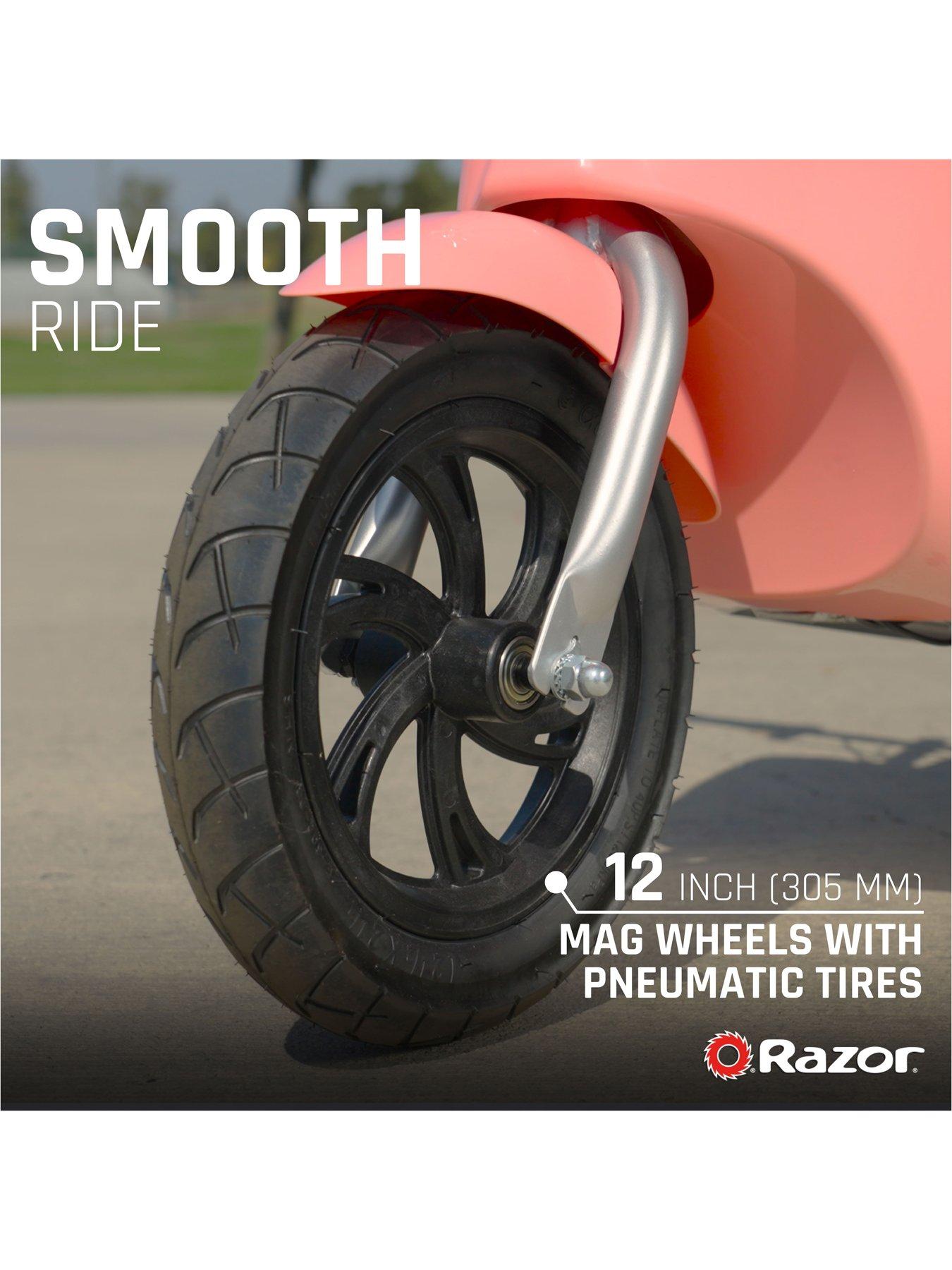  image of razor-pocket-mod-capri-ride-onnbsp--pink