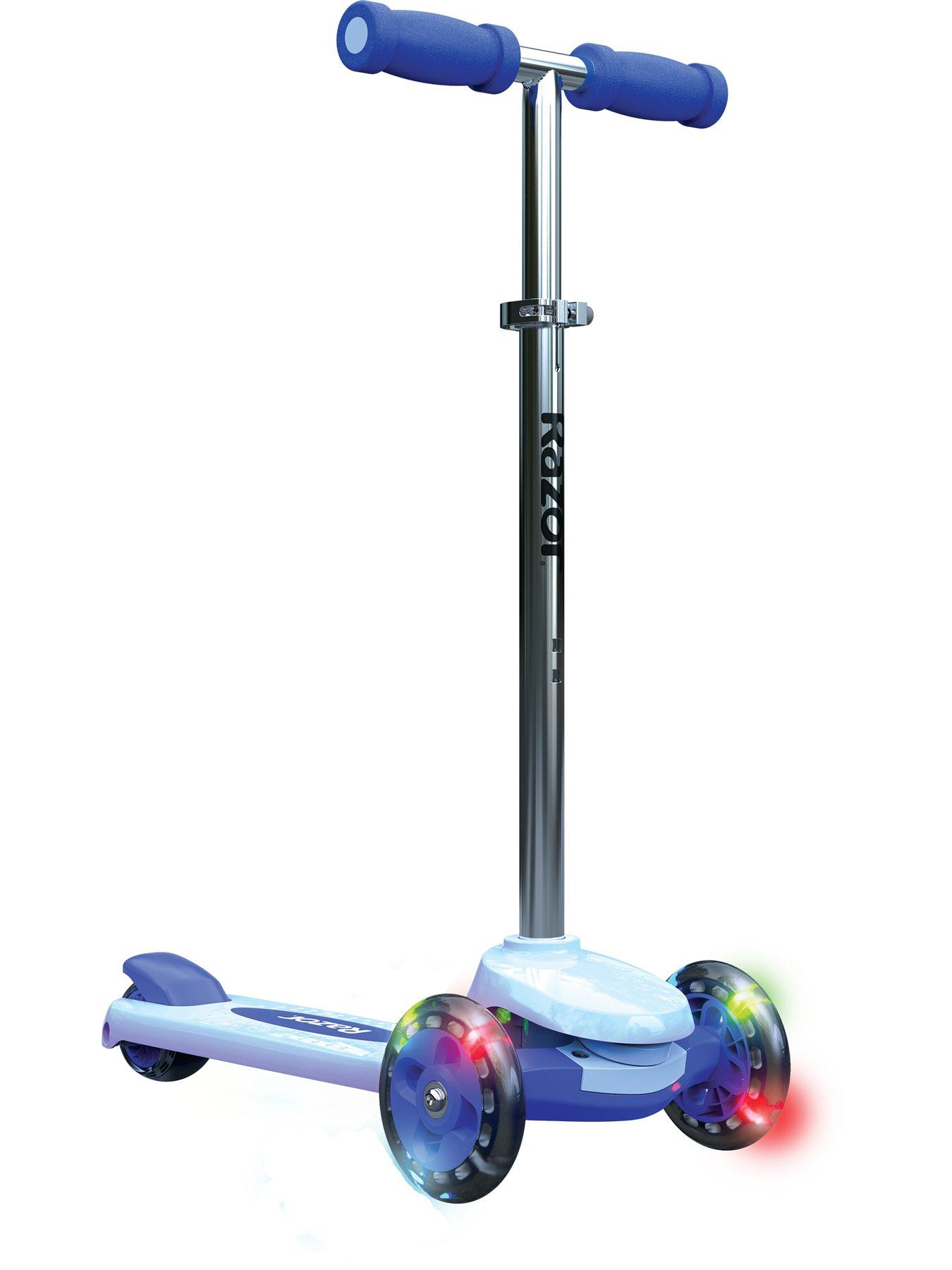 Image 2 of 8 of Razor Rollie - Blue
