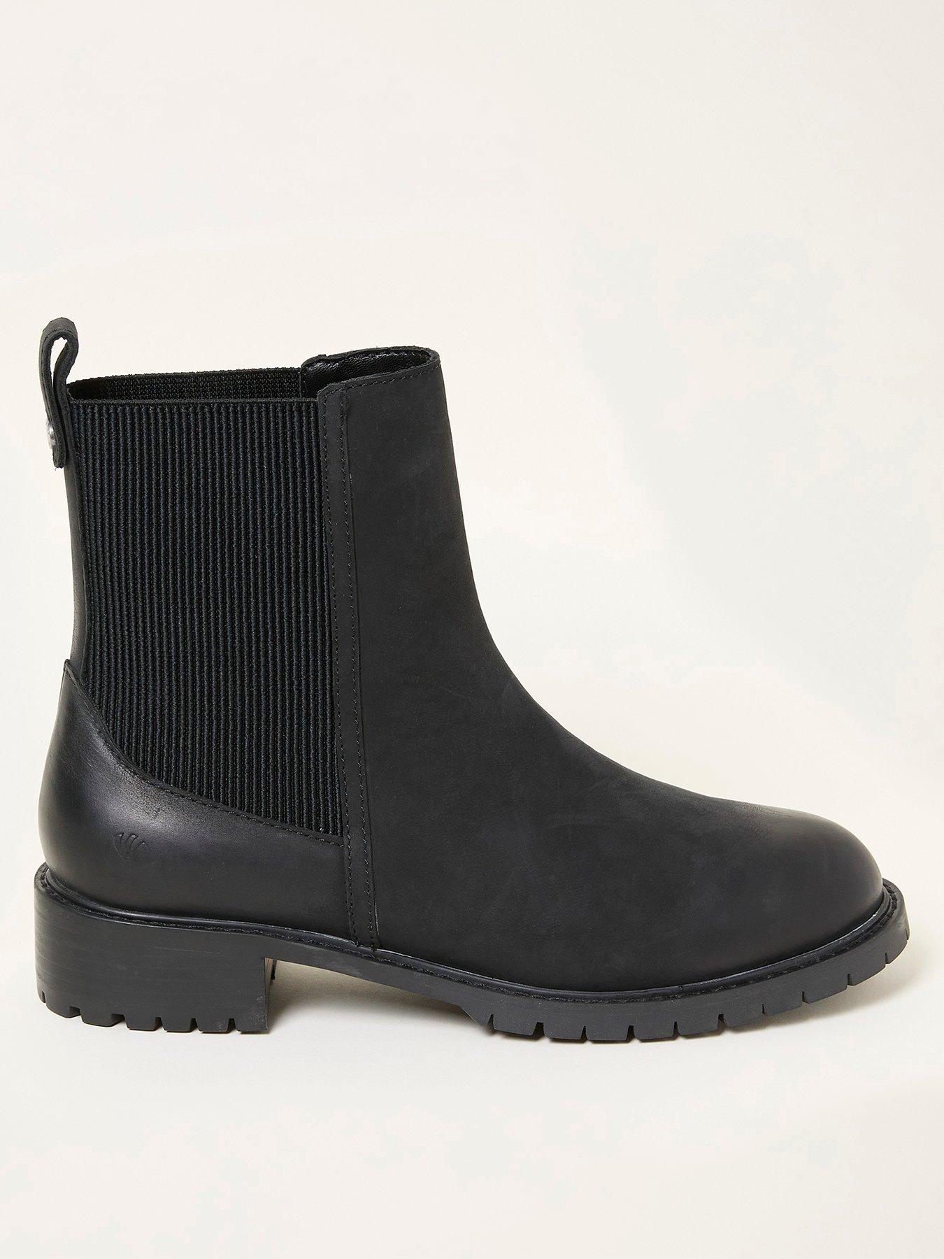 undefined Evelyn Chelsea Boot - Black