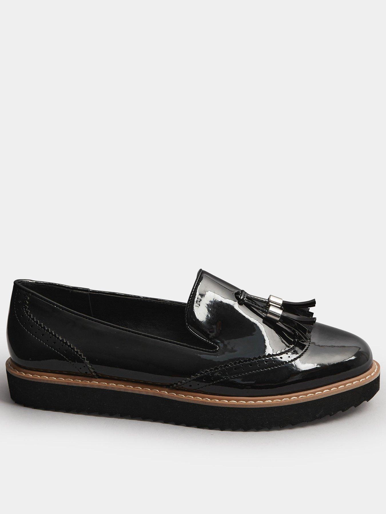 undefined Brogue Tassel Loafer - Black