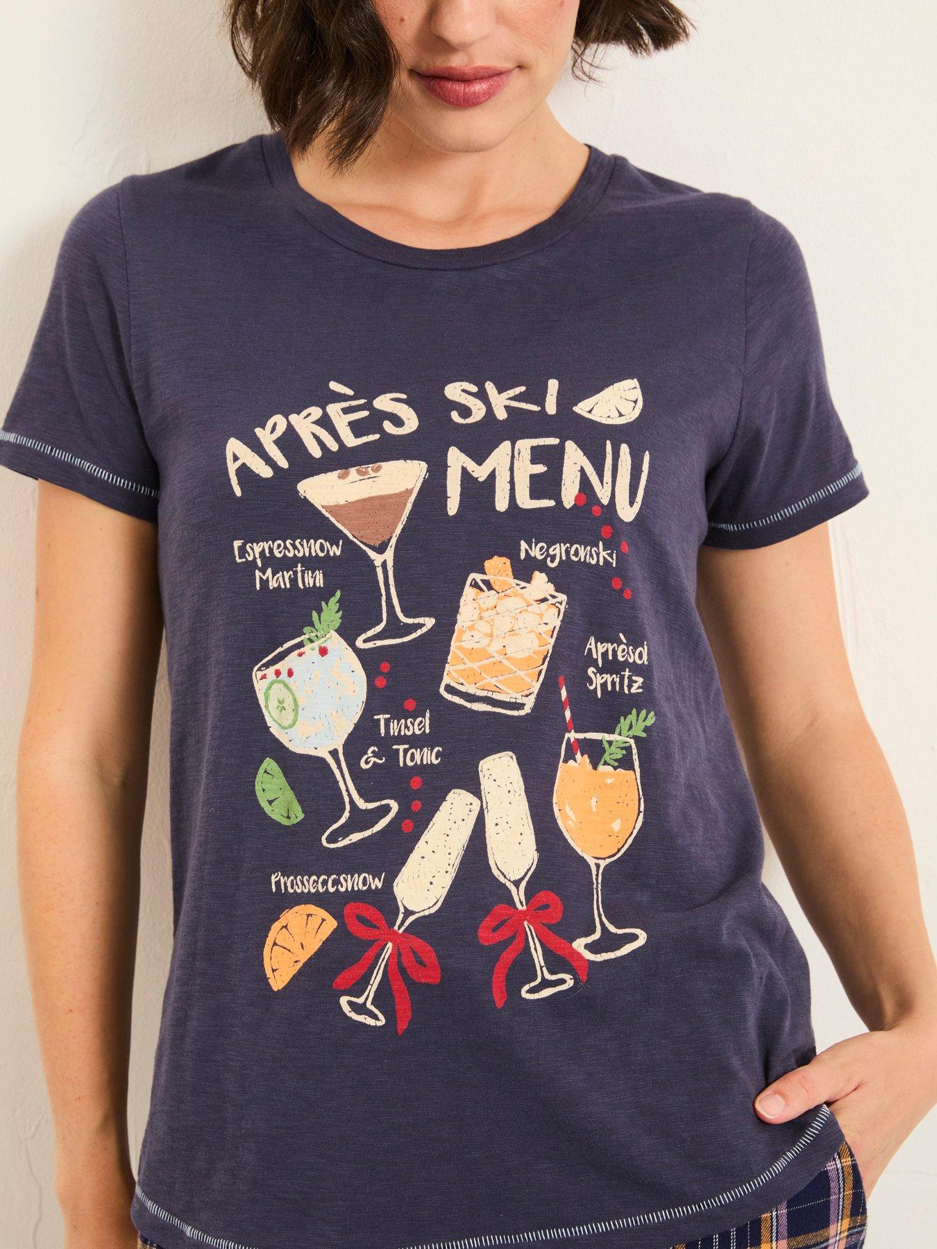 Image 4 of 5 of FatFace Apres Ski Graphic T-Shirt - Navy