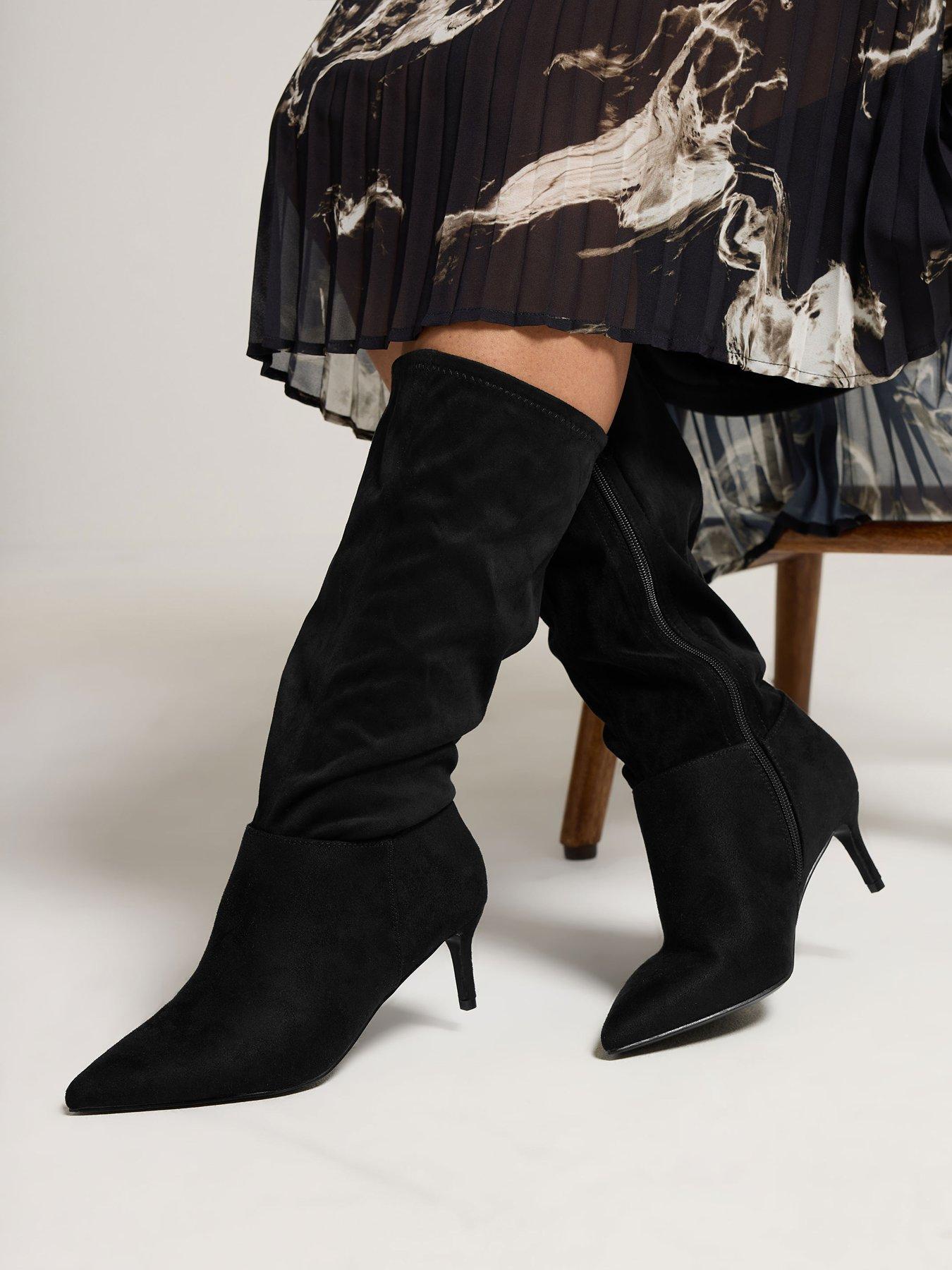 Image 4 of 4 of Yours Extra Wide Fit Point Knee Heel - Black