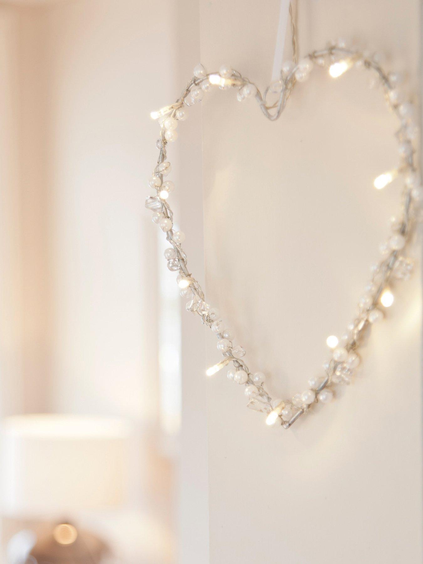 lights4fun-heart-battery-fairy-light-wreath
