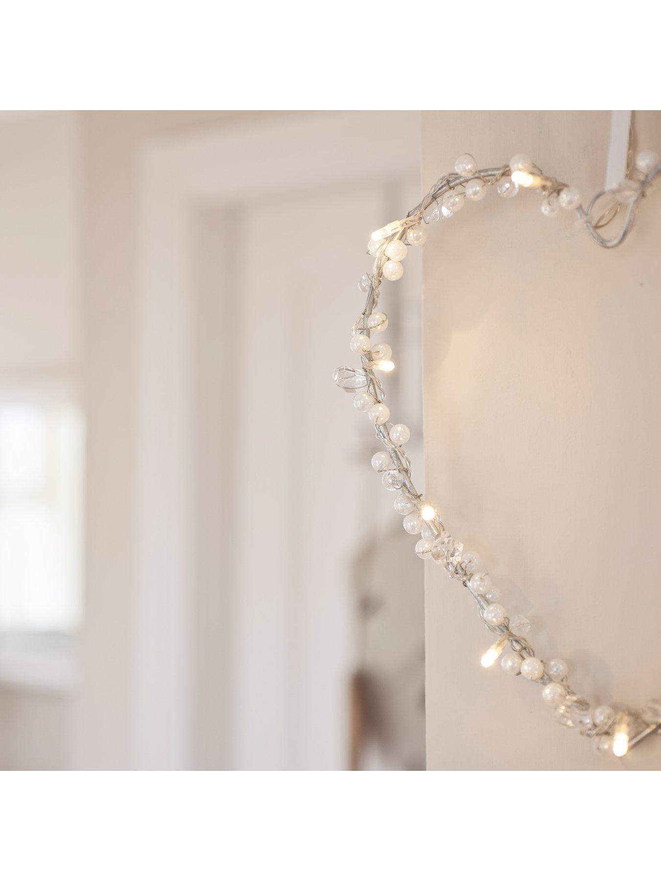  image of lights4fun-heart-battery-fairy-light-wreath