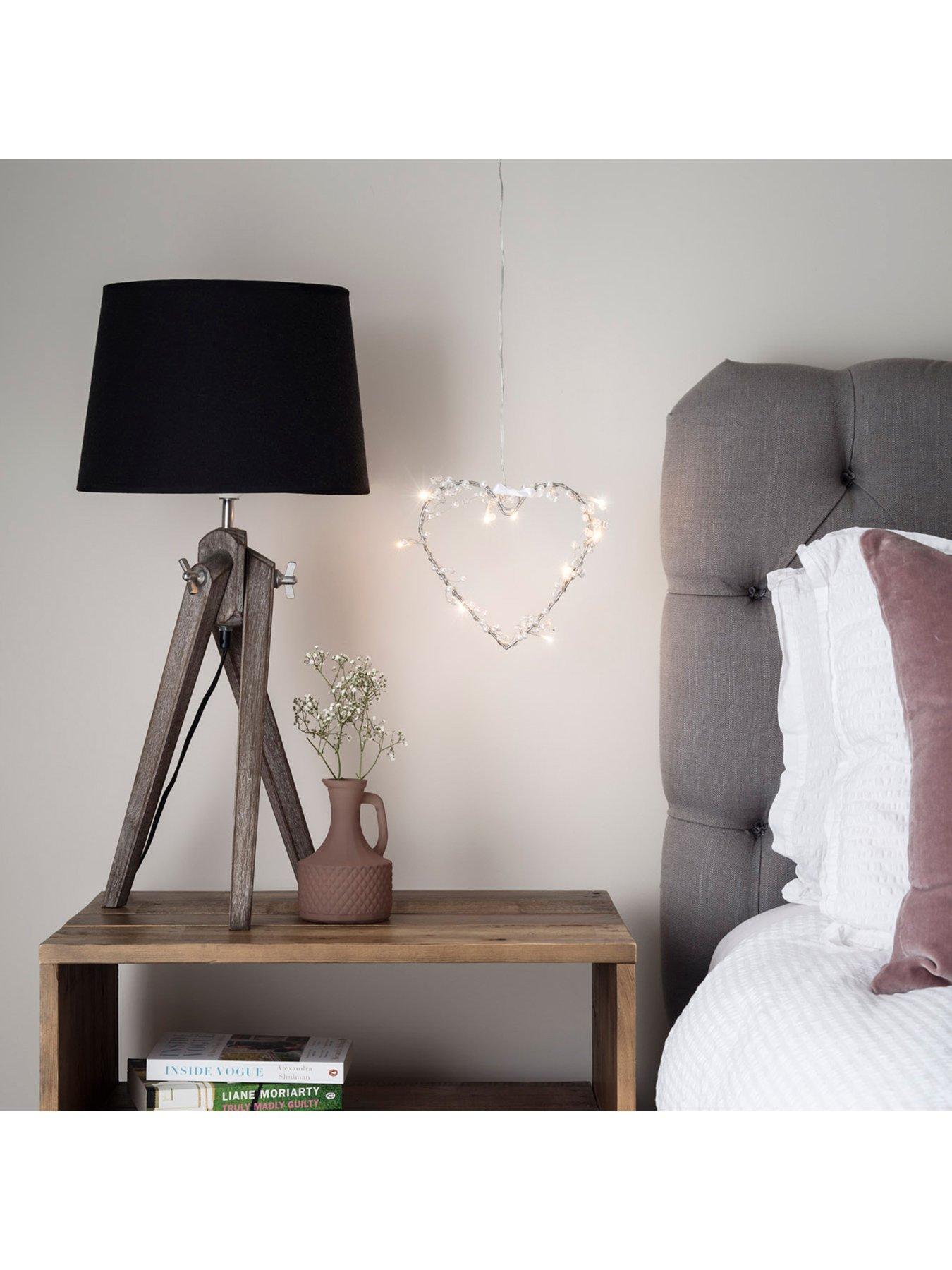  image of lights4fun-heart-battery-fairy-light-wreath