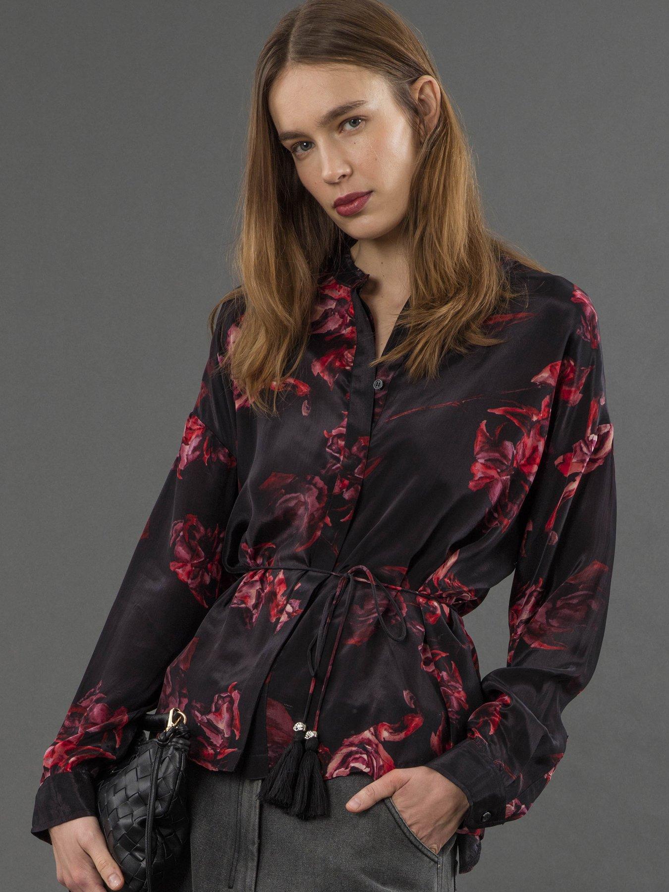  image of religion-lola-long-line-tie-waist-floral-shirt-red