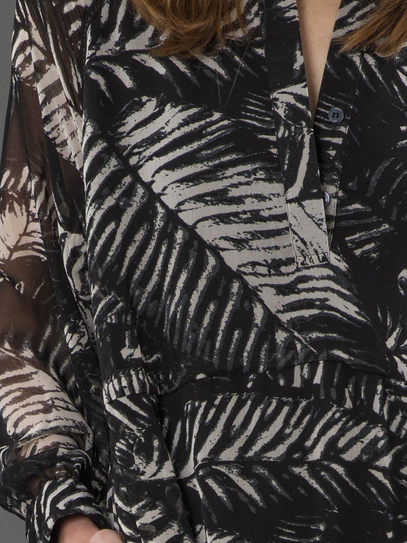  image of religion-loose-zoe-monochrome-floral-maxi-dress-black