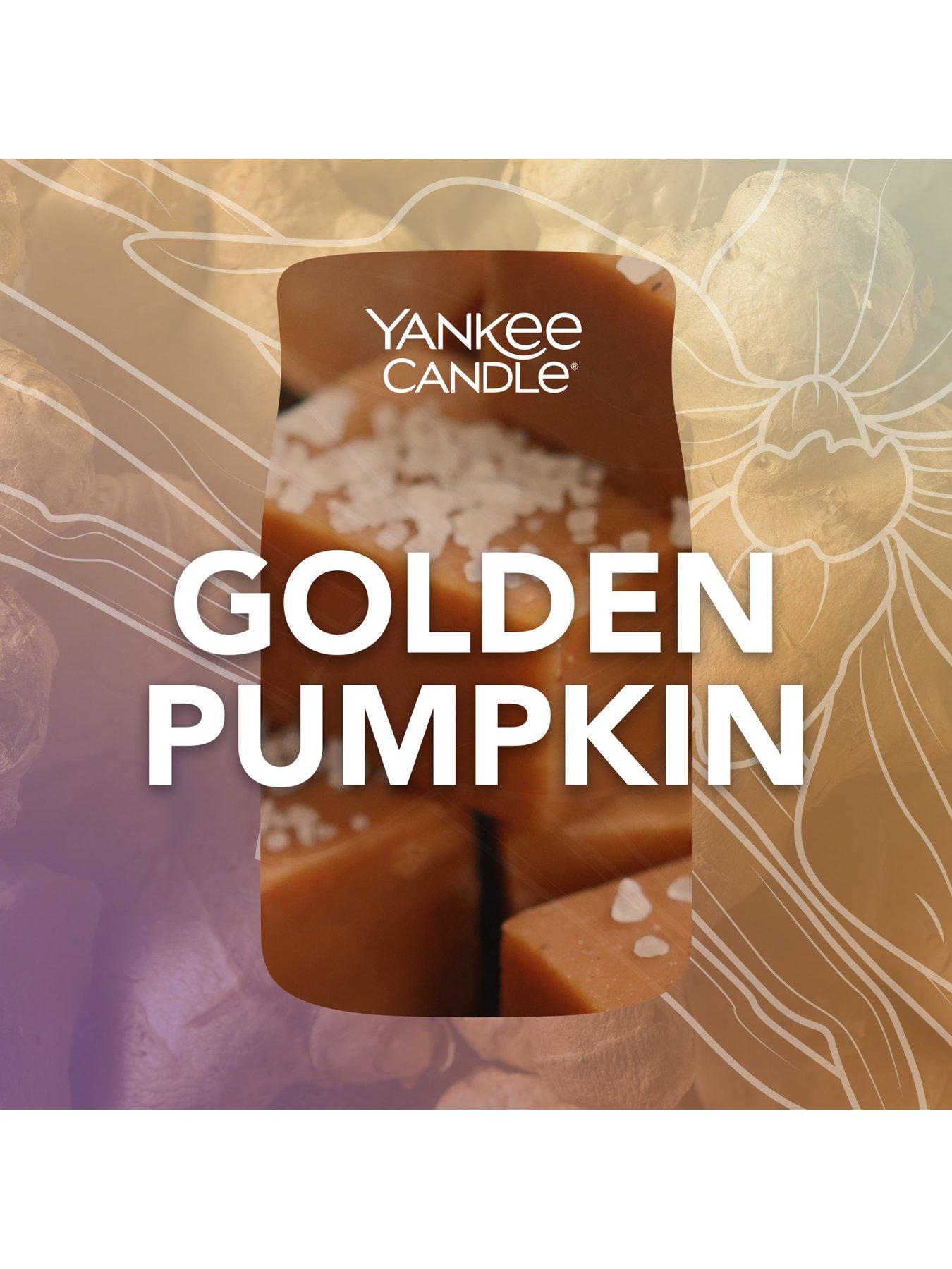 Image 4 of 5 of Yankee Candle Signature Medium Jar Golden Pumpkin