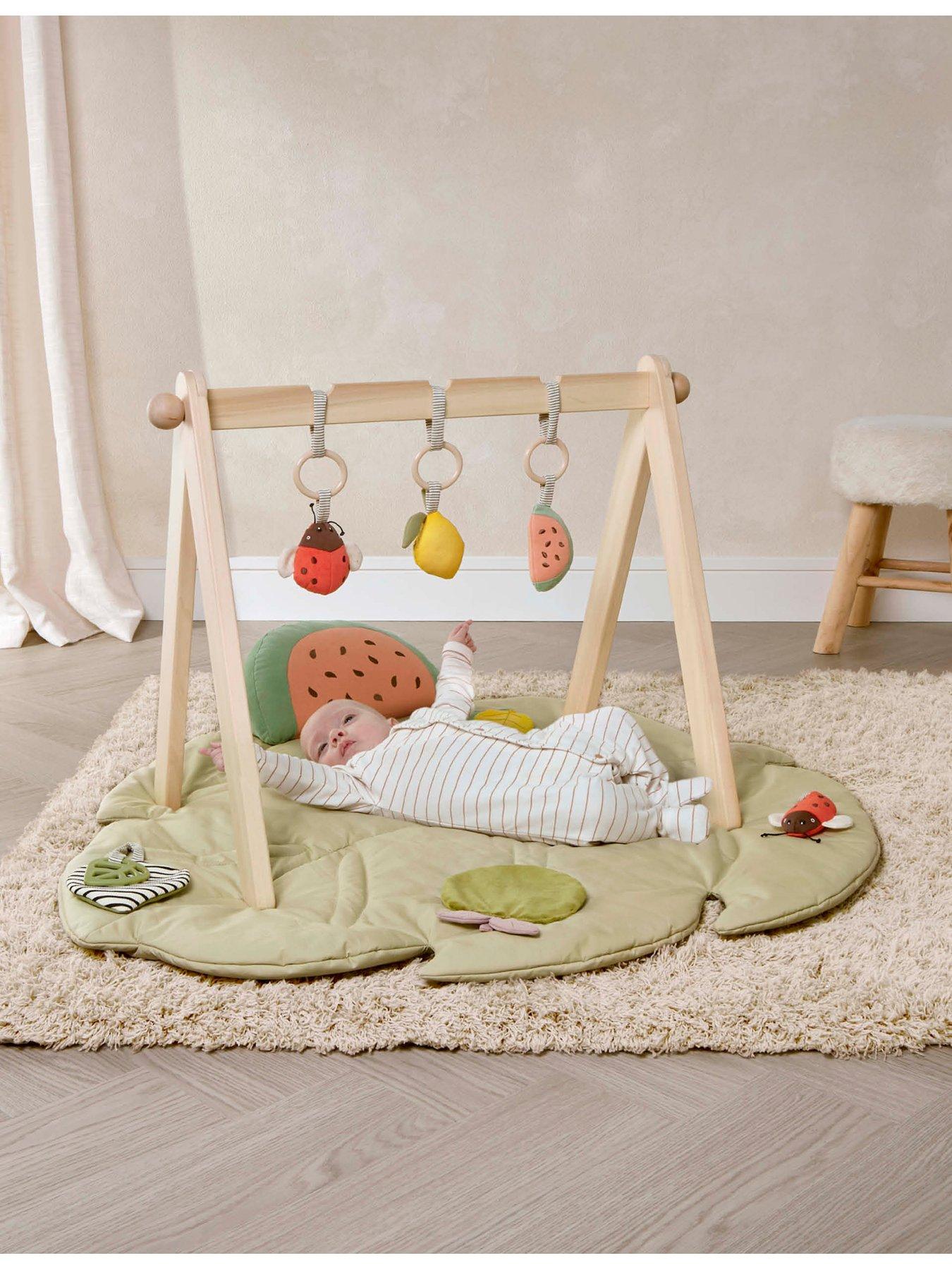 Image 4 of 4 of Mamas & Papas BabyPlay Leaf Playmat