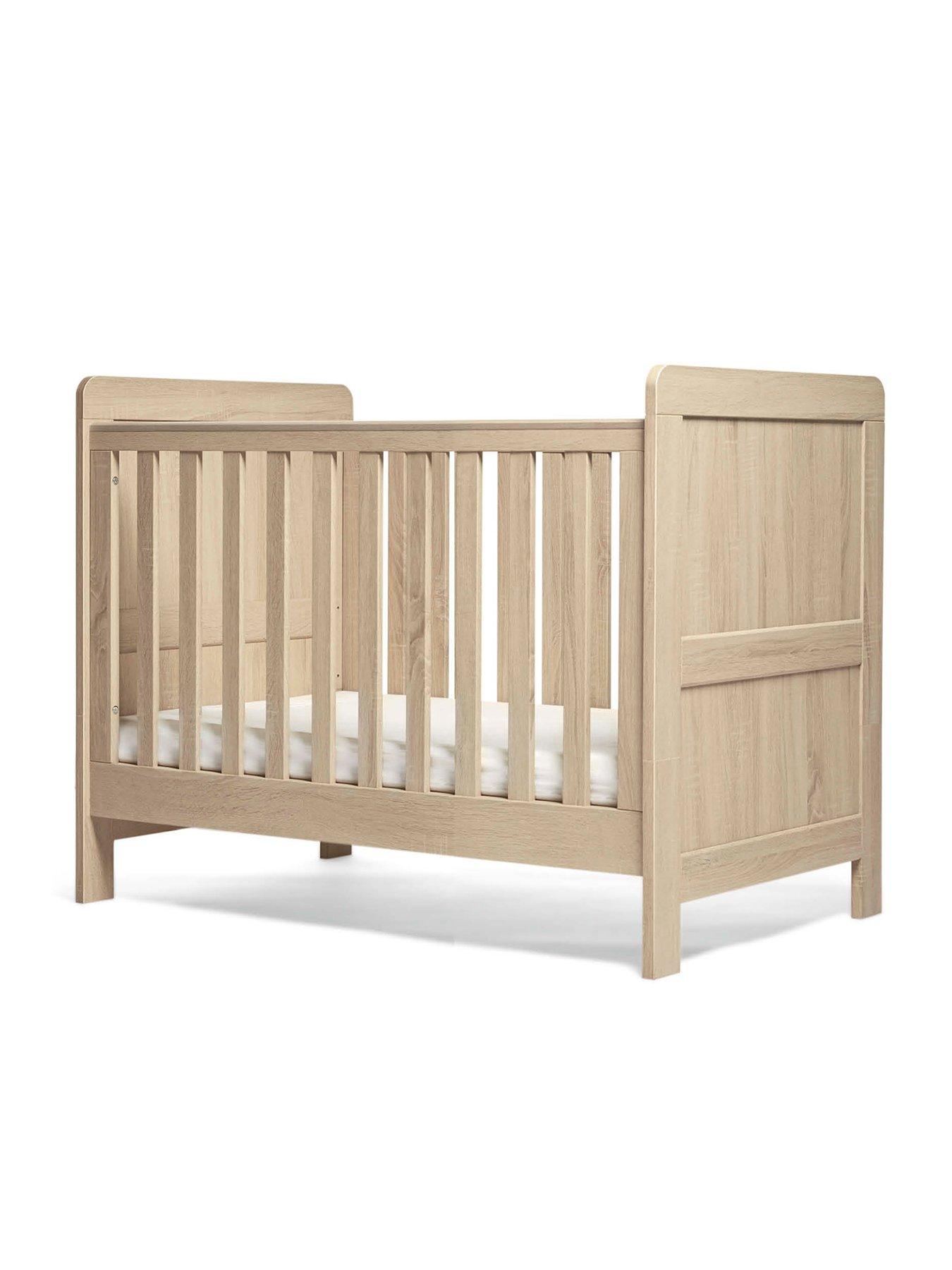 Mamas & Papas Atlas Small Cotbed Set (Small Cotbed  &  Dresser) Light Oak