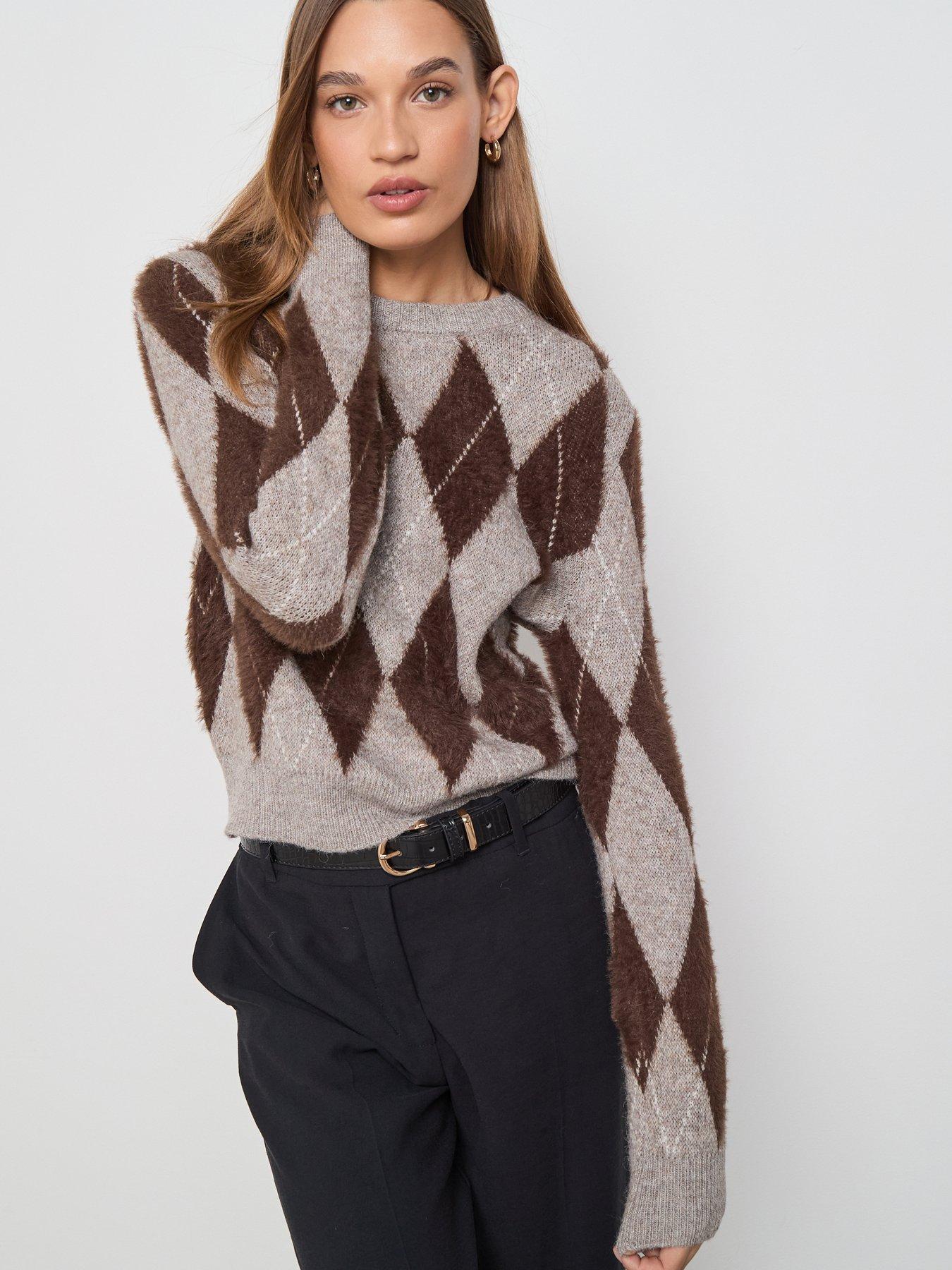 mango-diamond-patterned-knitted-sweater