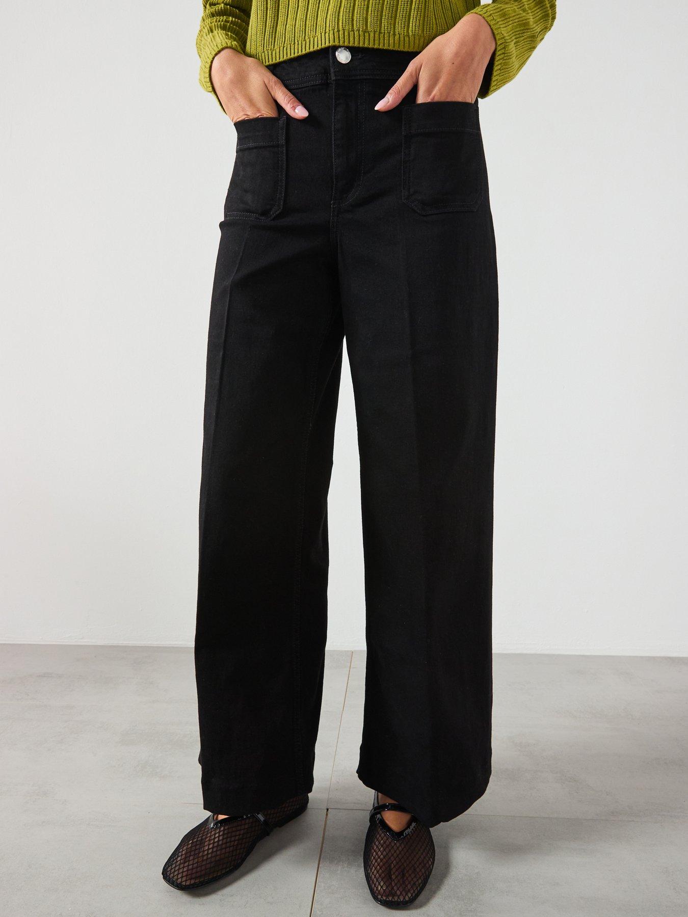 undefined Jessie Wide Leg Jeans With Pockets - Black