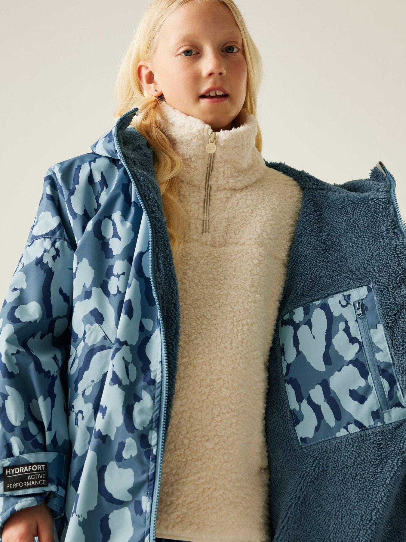 Image 3 of 7 of Regatta Junior Girls Waterproof Changing Robe - Blue