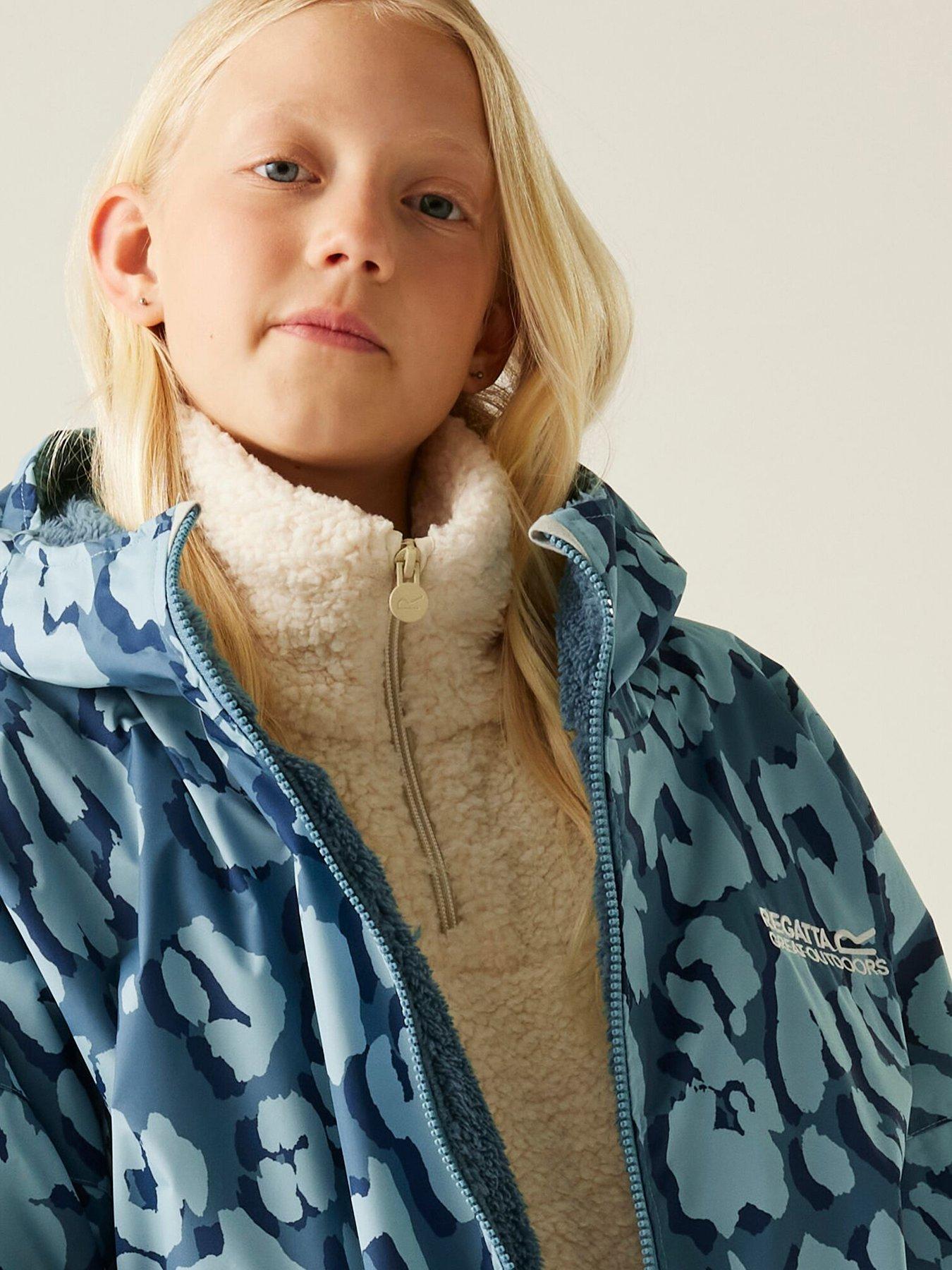 Image 4 of 7 of Regatta Junior Girls Waterproof Changing Robe - Blue